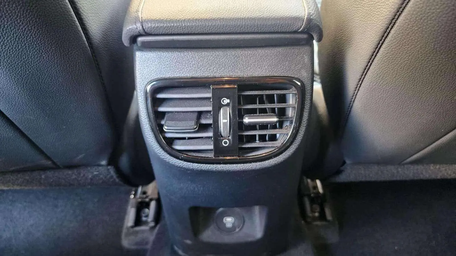 Kia XCeed 1.5 MHEV iMT Drive - foto 25