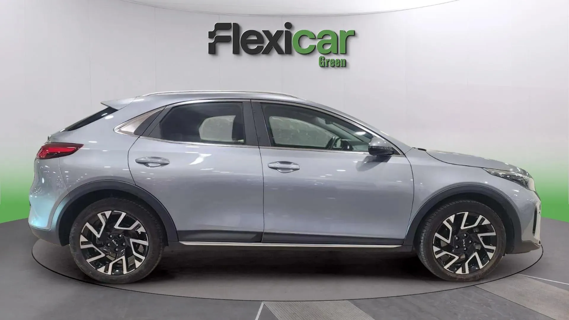 Kia XCeed 1.5 MHEV iMT Drive - foto 8