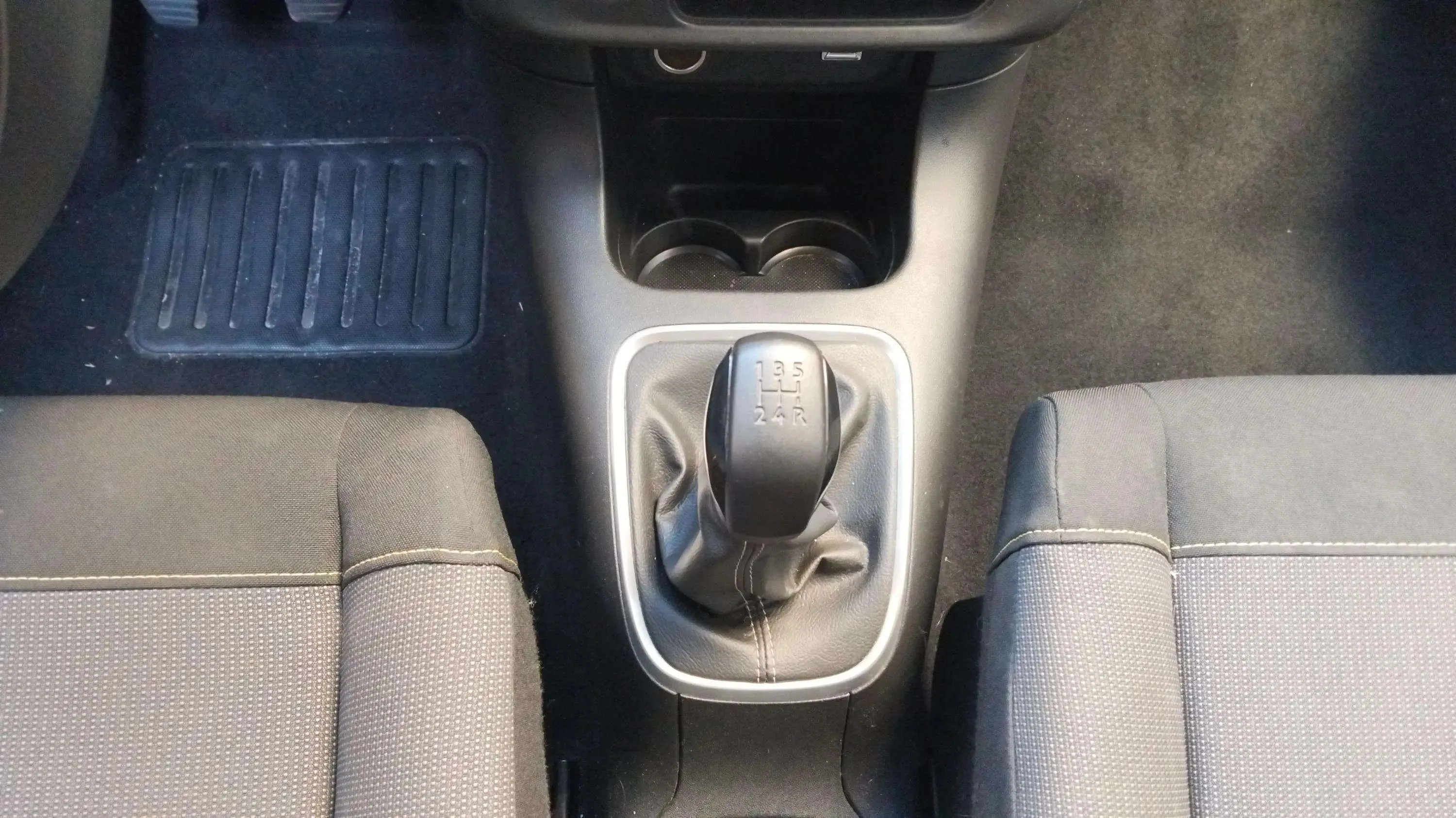 Citroën C3 PureTech C-Series - foto 11