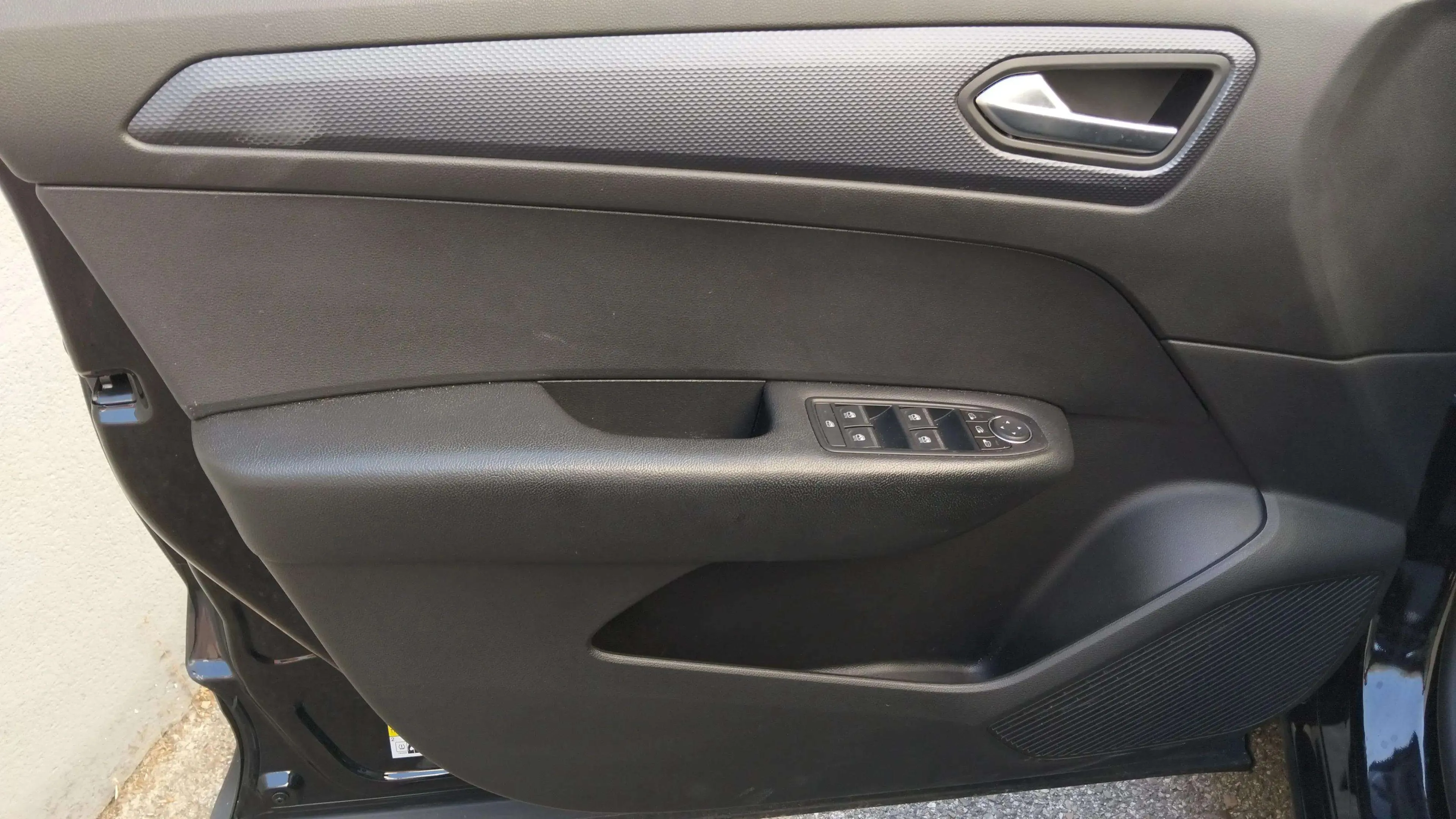 Renault Arkana Evolution TCe EDC mild hybr - foto 16
