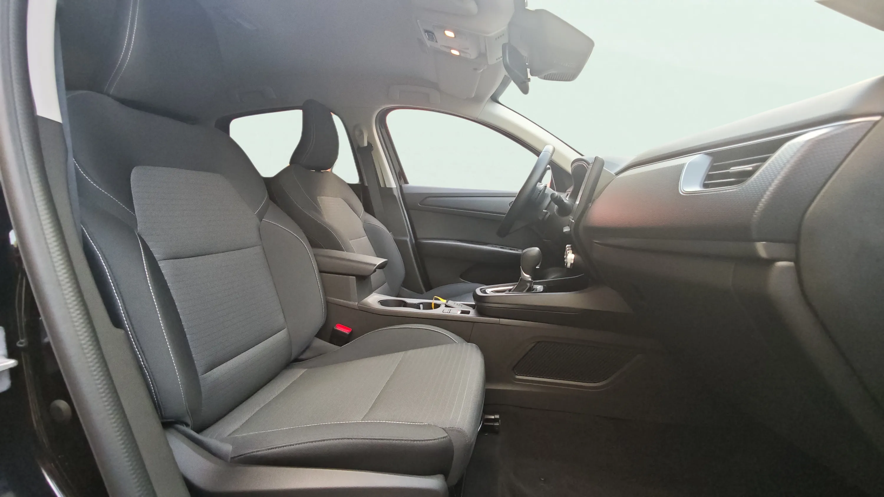 Renault Arkana Evolution TCe EDC mild hybr - foto 10