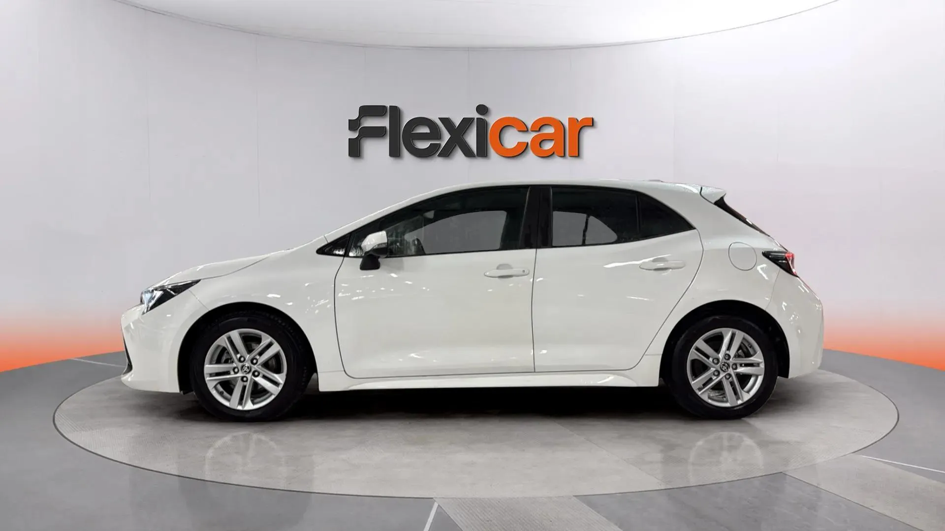Toyota Corolla 1.8 125H Active Tech E-CVT - foto 3