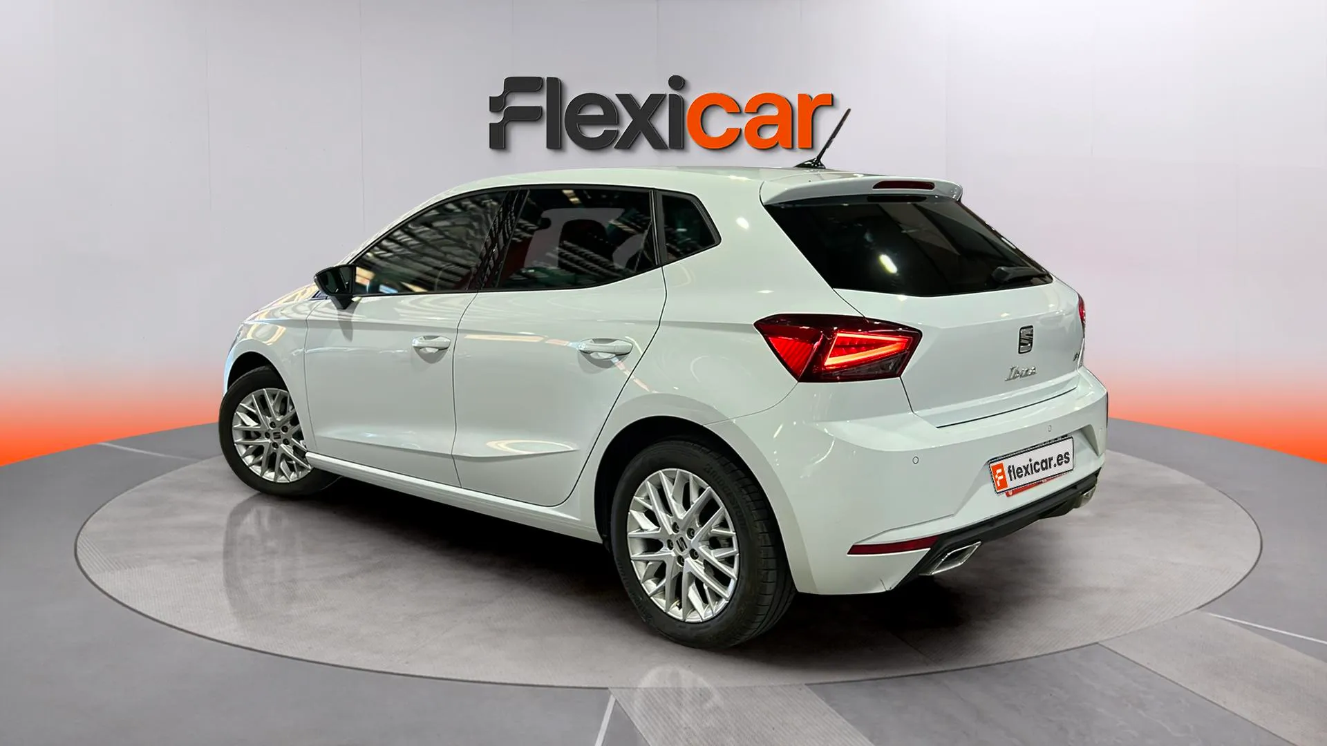 SEAT Ibiza 1.0 TSI Reference XL - foto 5