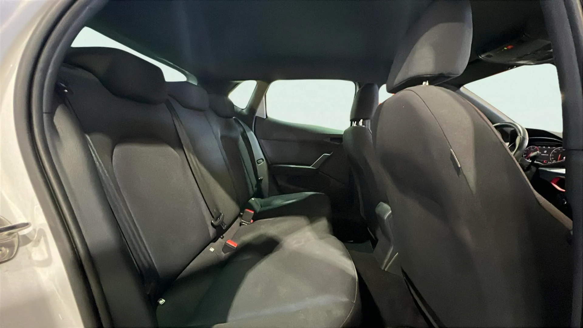 SEAT Ibiza 1.0 TSI Reference XL - foto 19