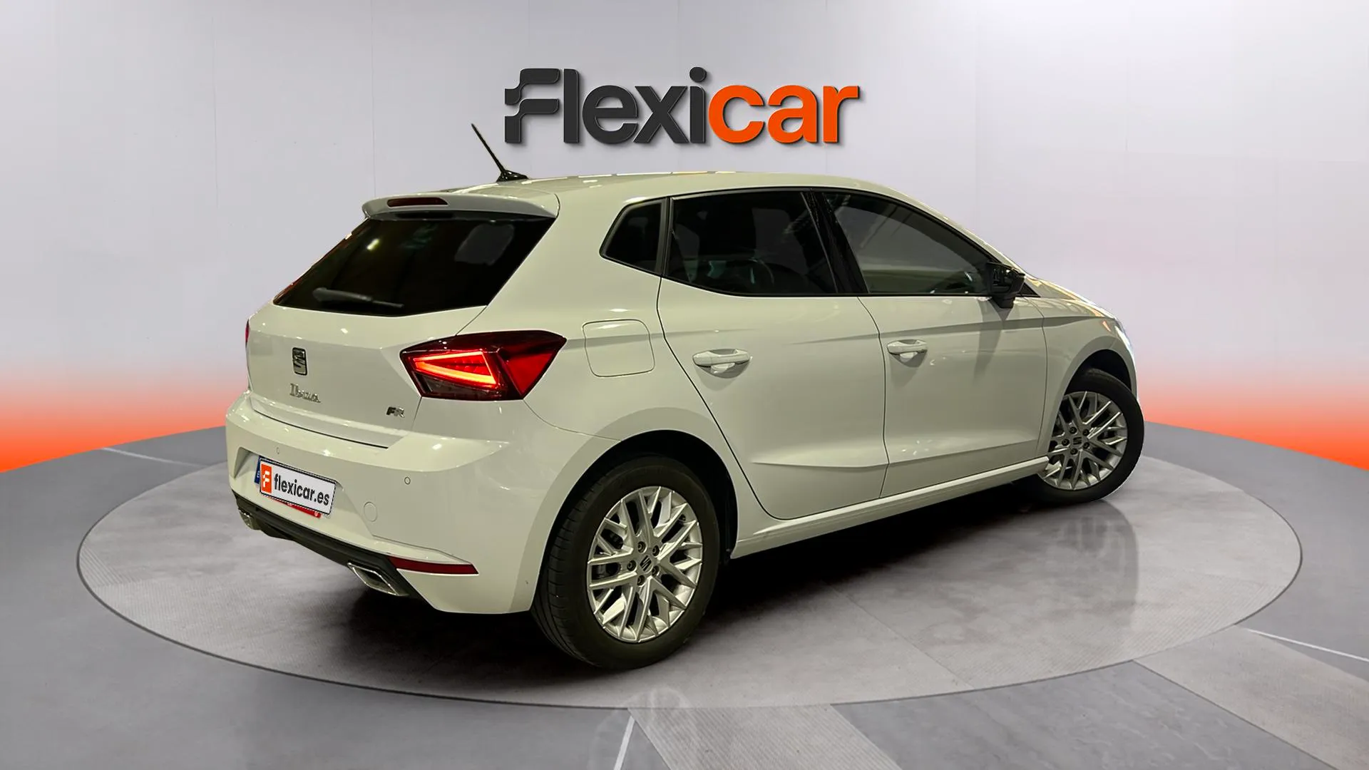 SEAT Ibiza 1.0 TSI Reference XL - foto 7