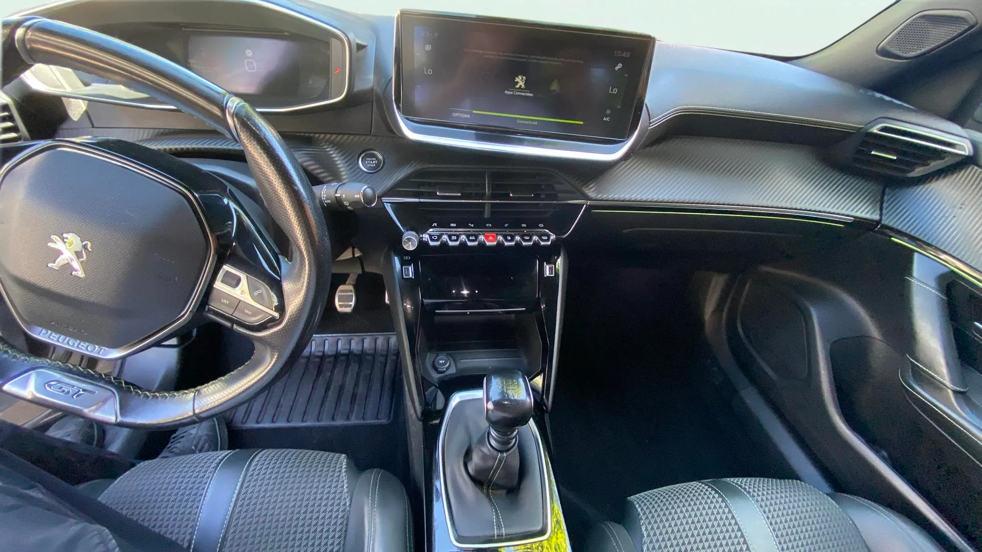 Peugeot 2008 GT Line PureTech 130 BVM6 - foto 14