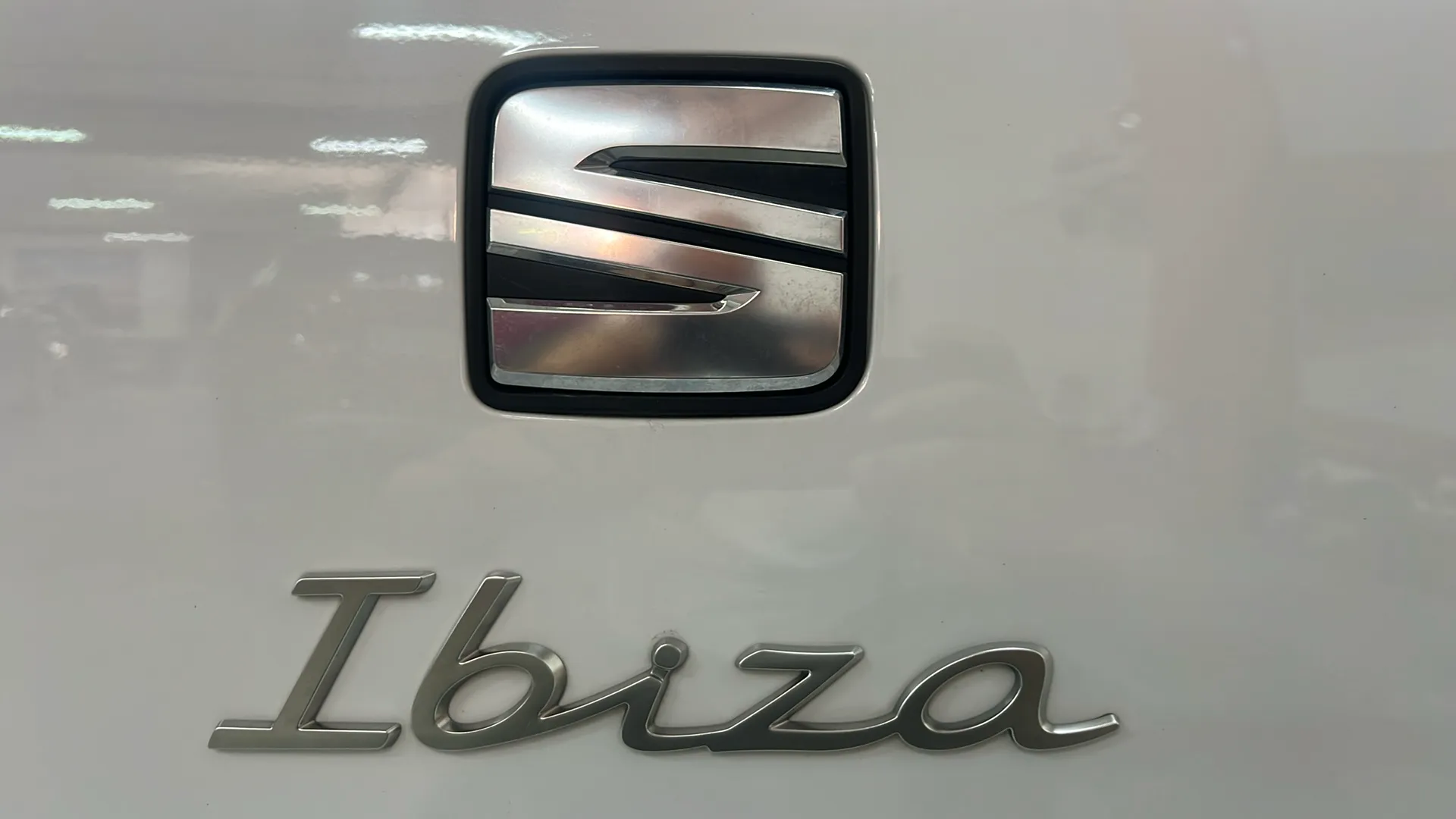 SEAT Ibiza 1.0 TSI FR XL - foto 24