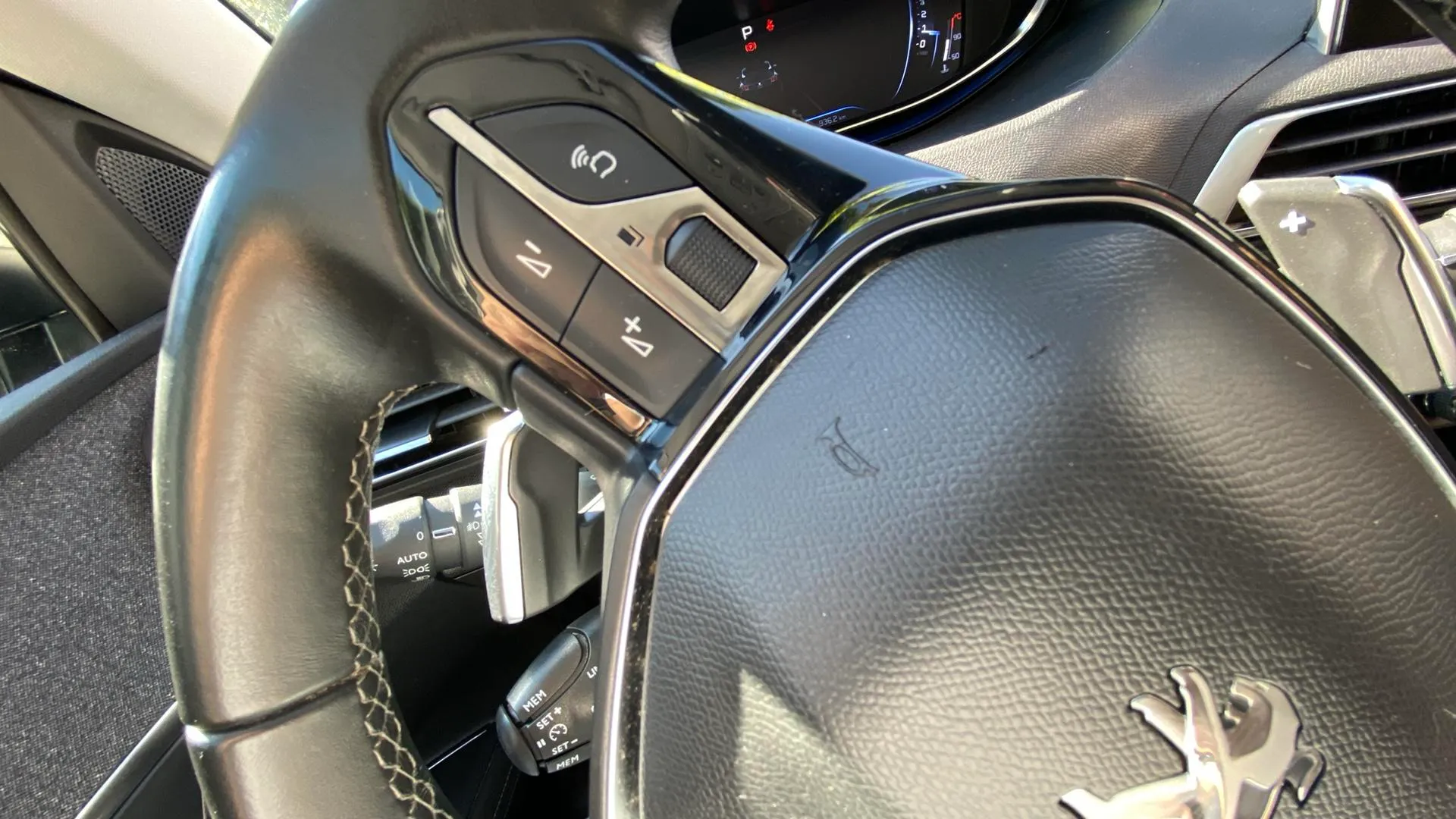 Peugeot 3008 1.2 PureTech Allure EAT8 - foto 20