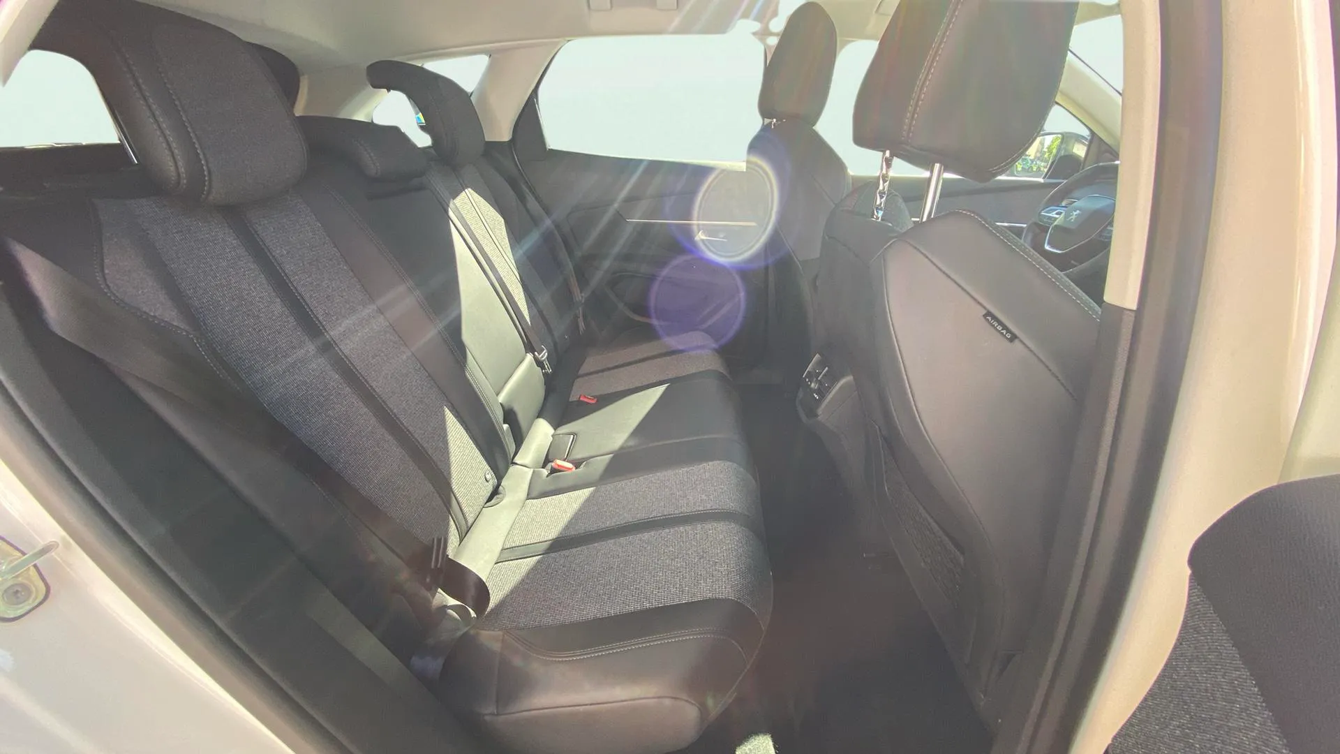 Peugeot 3008 1.2 PureTech Allure EAT8 - foto 13