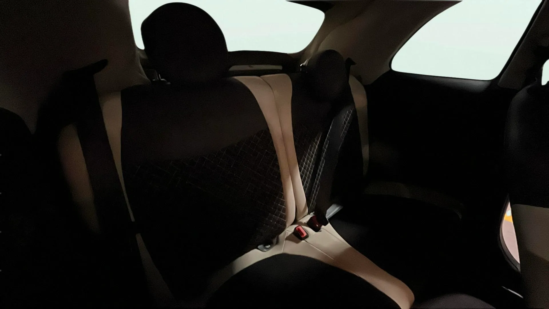 Fiat 500 Club 1.0 Hybrid - foto 10