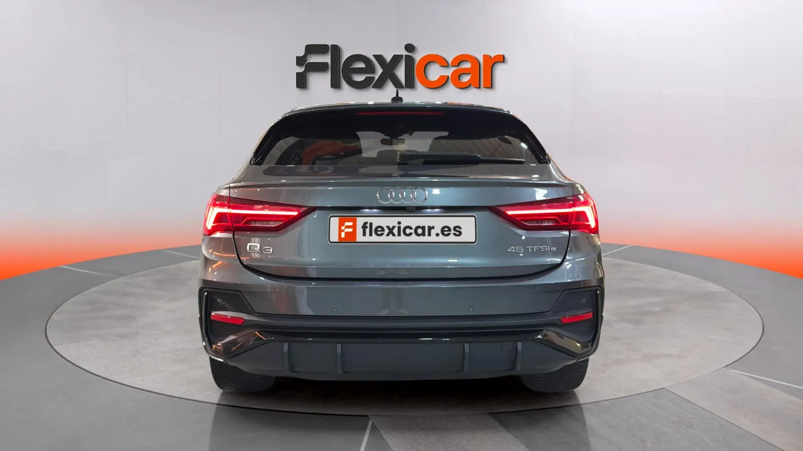 Audi Q3 45 TFSI e S tronic Black Line - foto 4