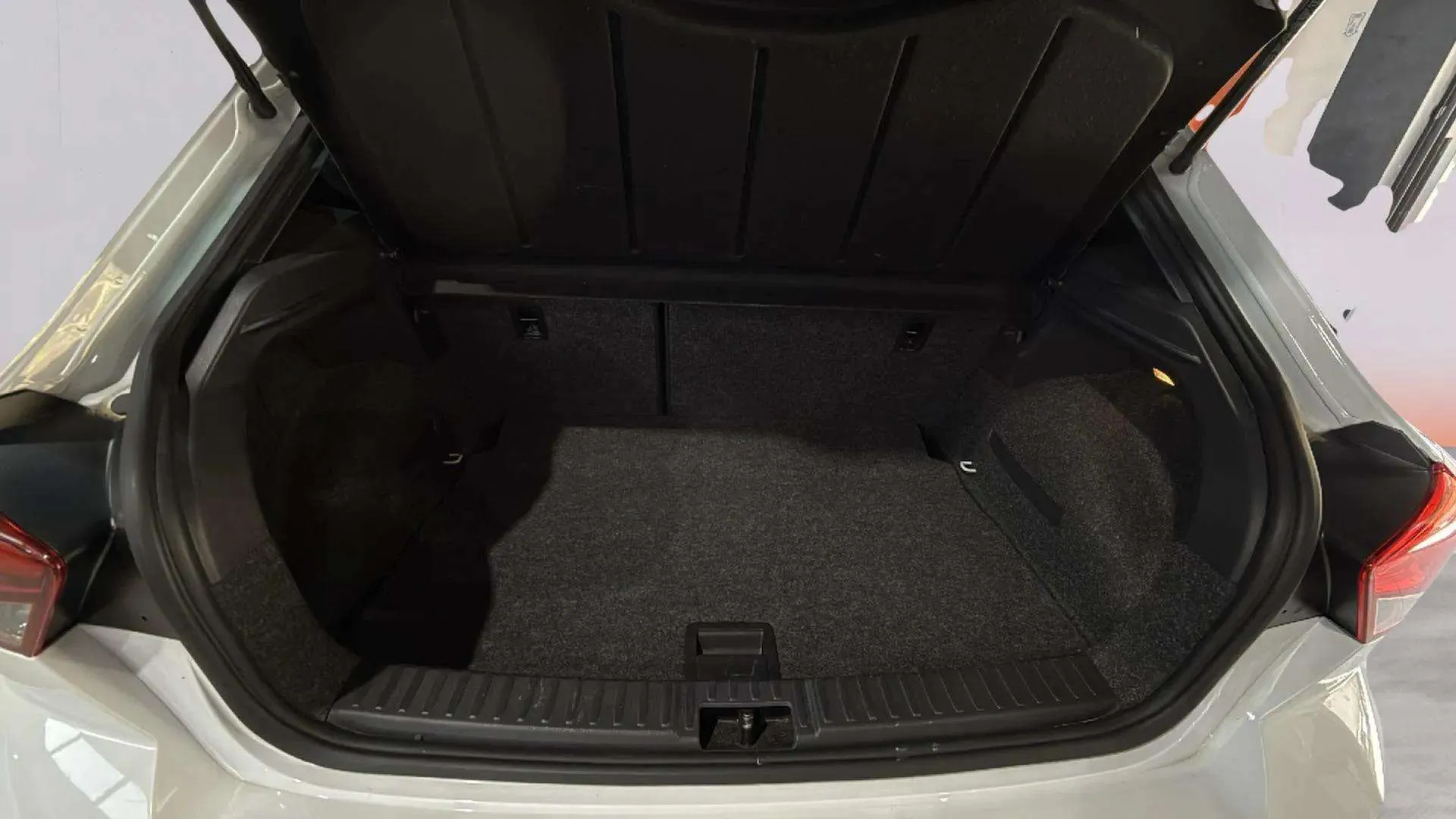 SEAT Ibiza 1.0 TSI Reference XL - foto 29