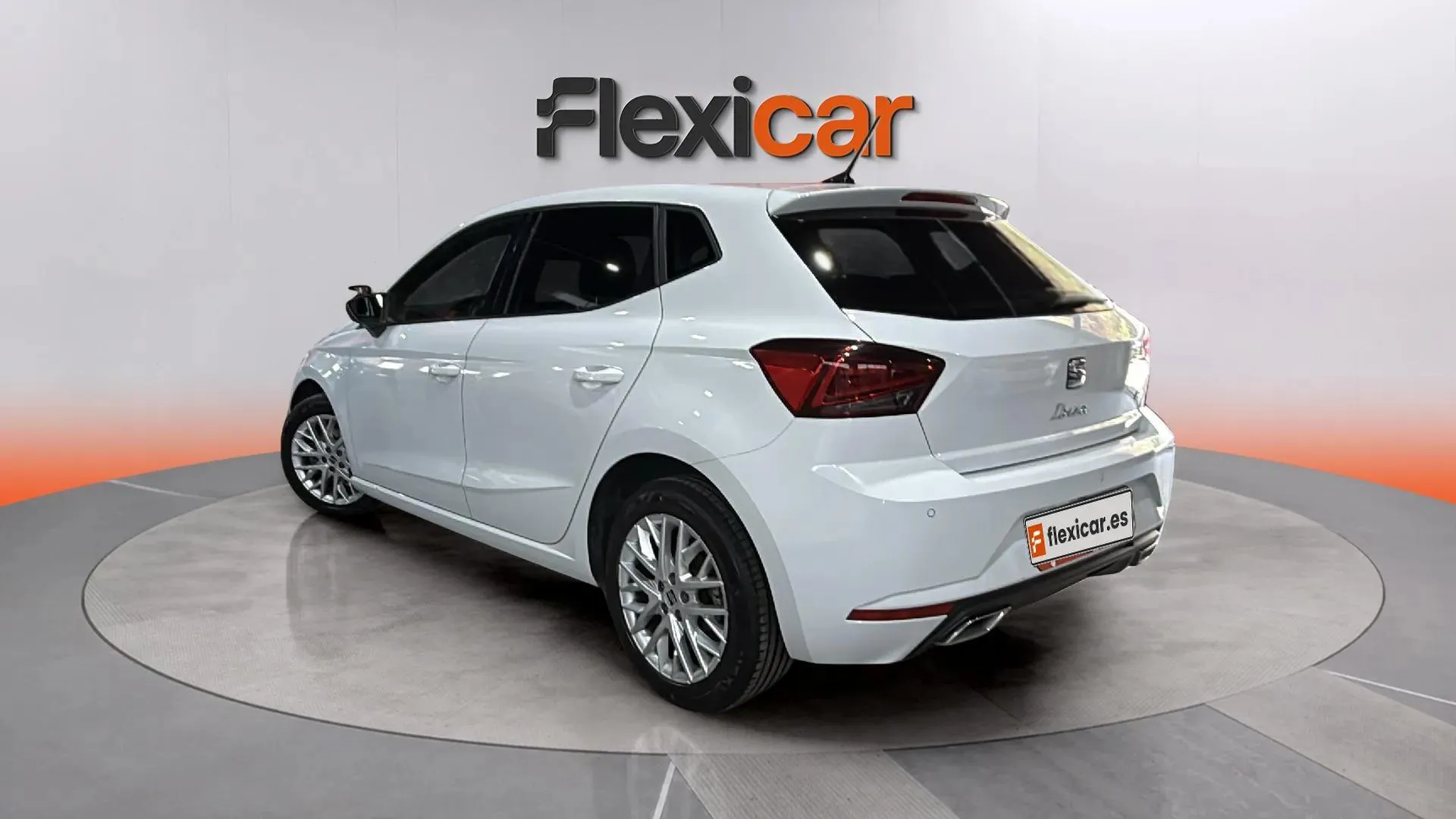 SEAT Ibiza 1.0 TSI Reference XL - foto 5