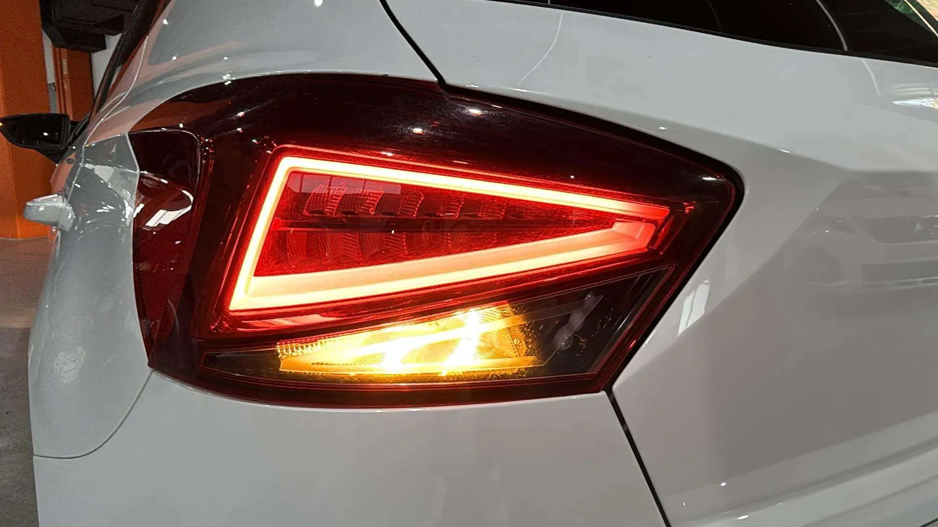 SEAT Ibiza 1.0 TSI Reference XL - foto 27