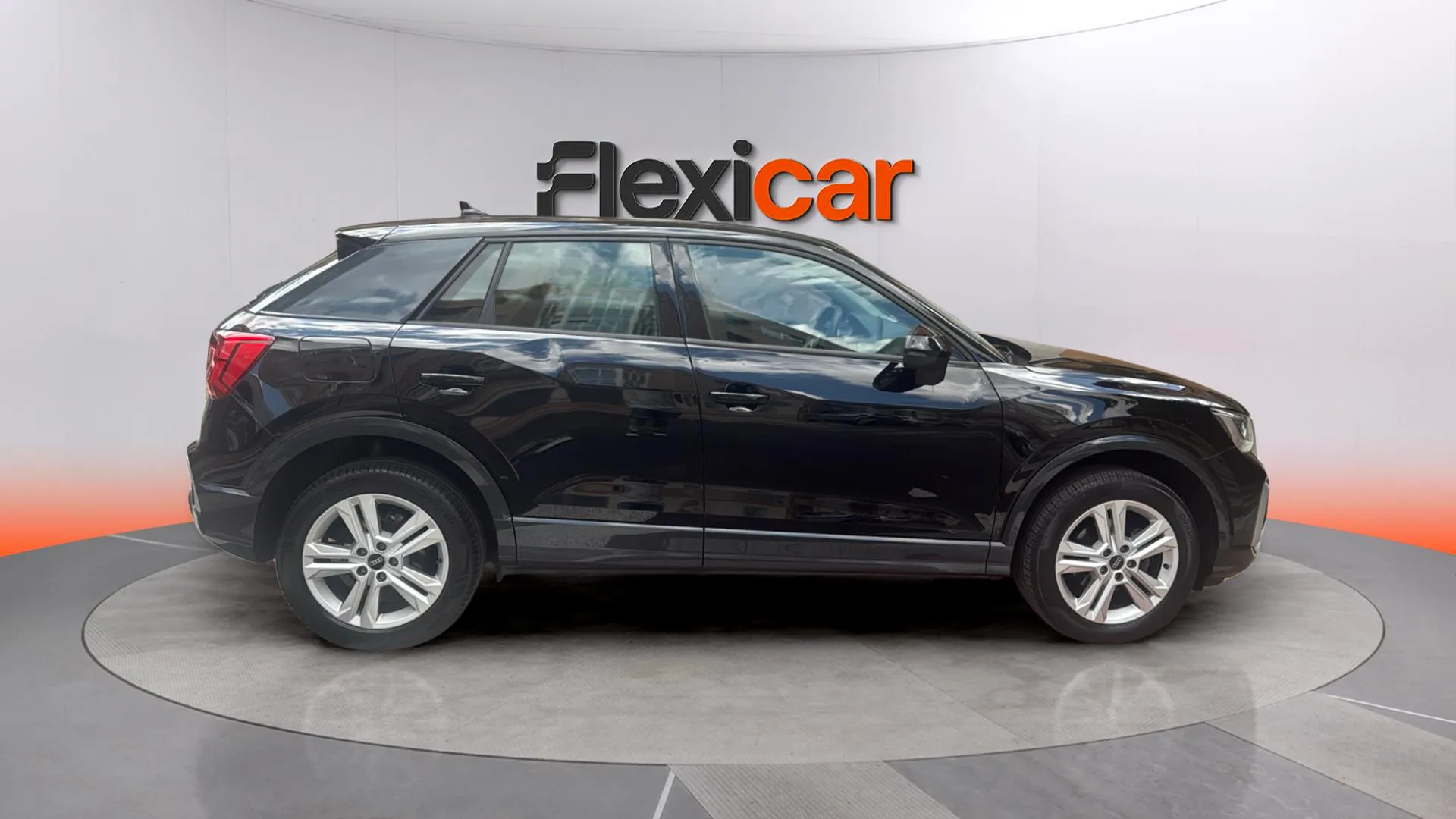 Audi Q2 Advanced 30 TDI S tronic - foto 8