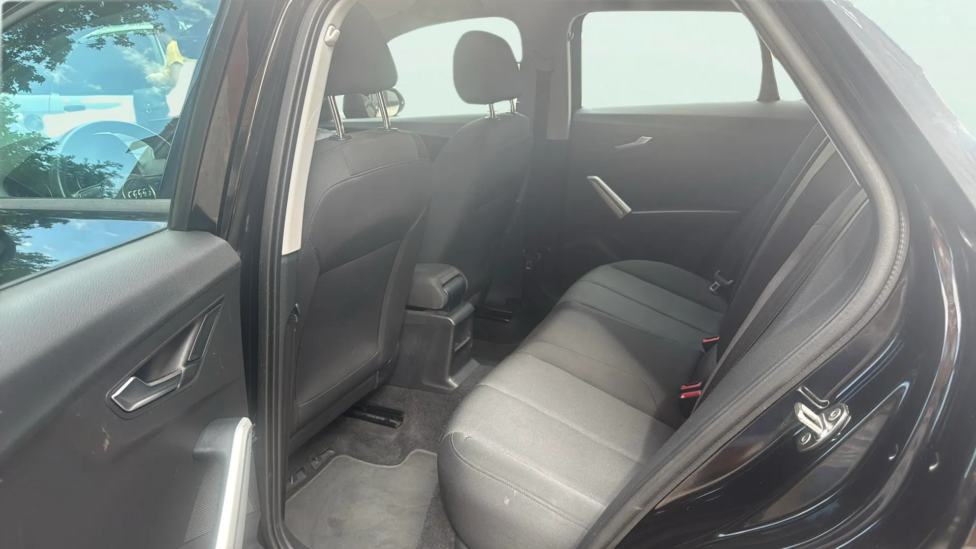 Audi Q2 Advanced 30 TDI S tronic - foto 15