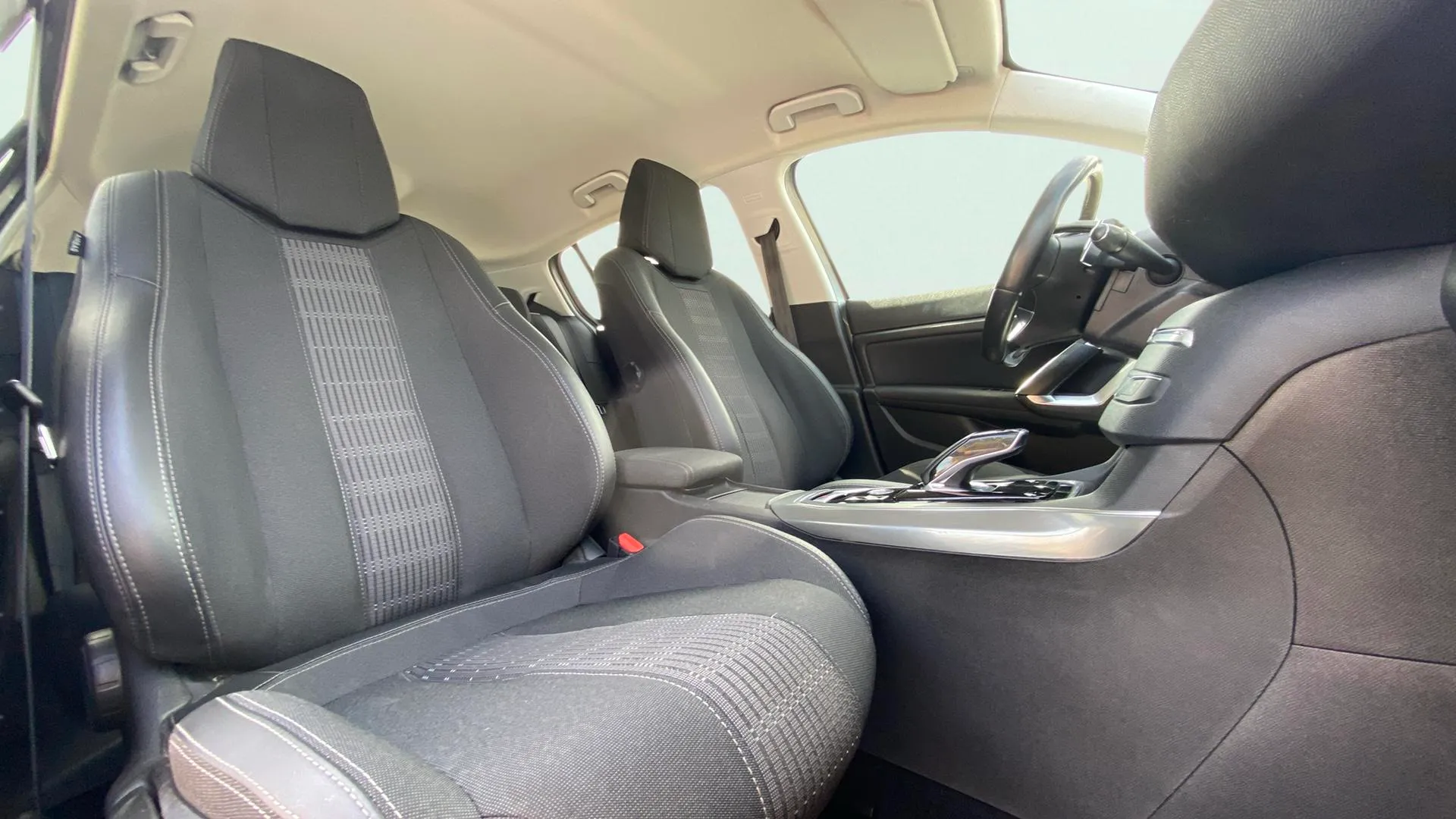 Peugeot 308 Active Pack PureTech 130 EAT8 - foto 13
