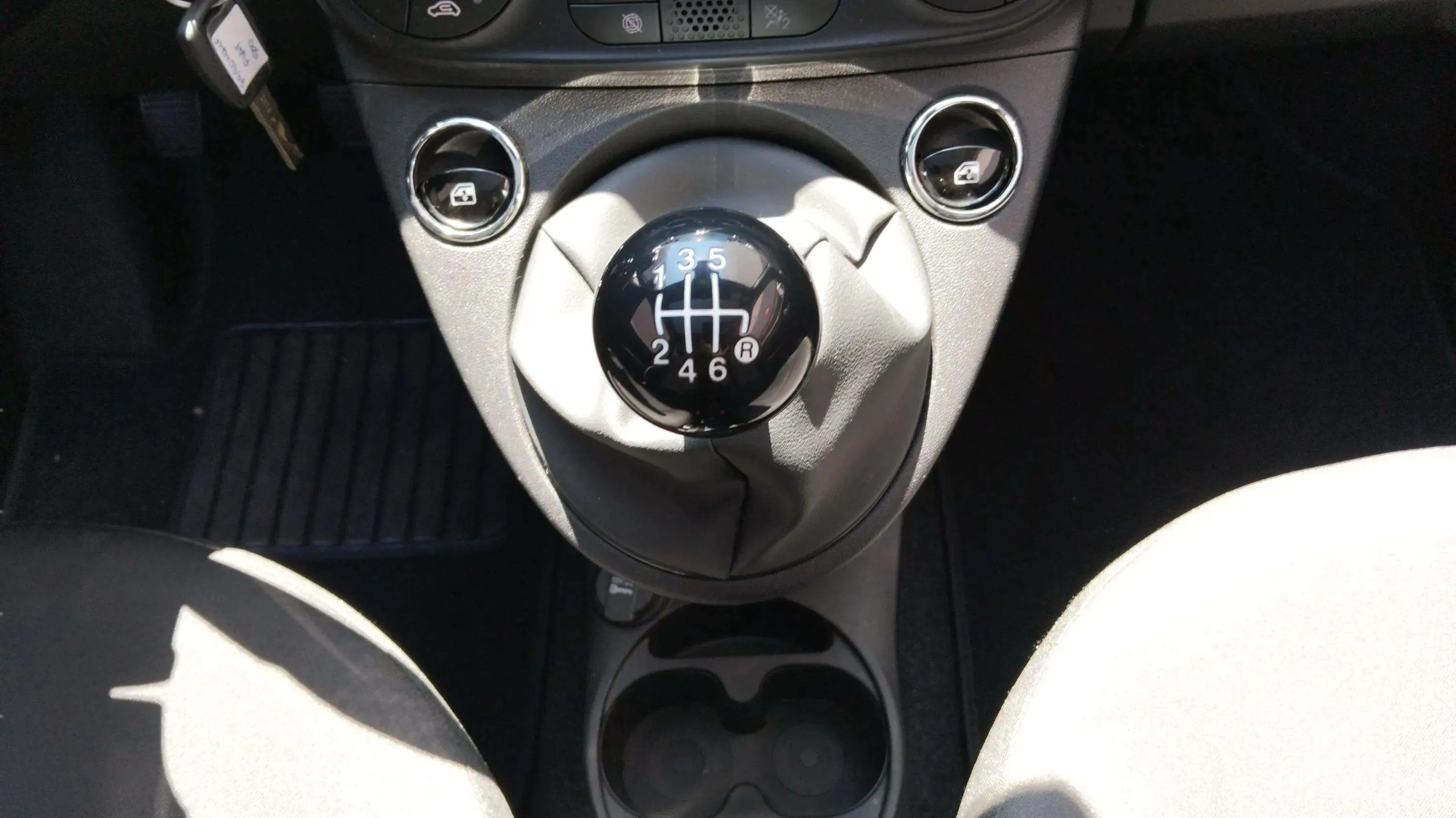 Fiat 500 Monotrim 1.0 Hybrid - foto 14