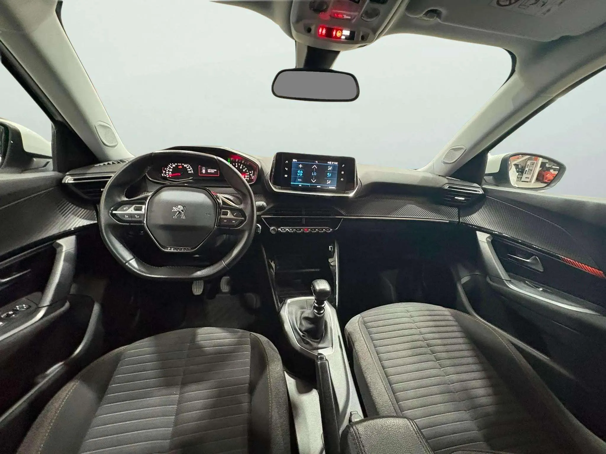 Peugeot 2008 Active Pack PureTech 100 BVM6 - foto 12