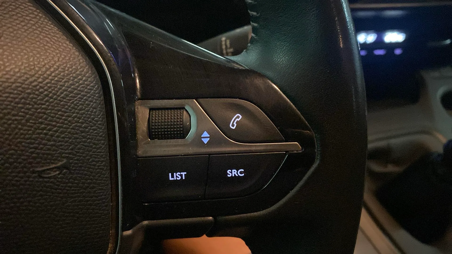 Peugeot Rifter Allure Long PureTech - foto 17
