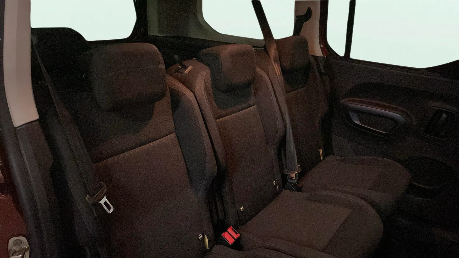 Peugeot Rifter Allure Long PureTech - foto 25