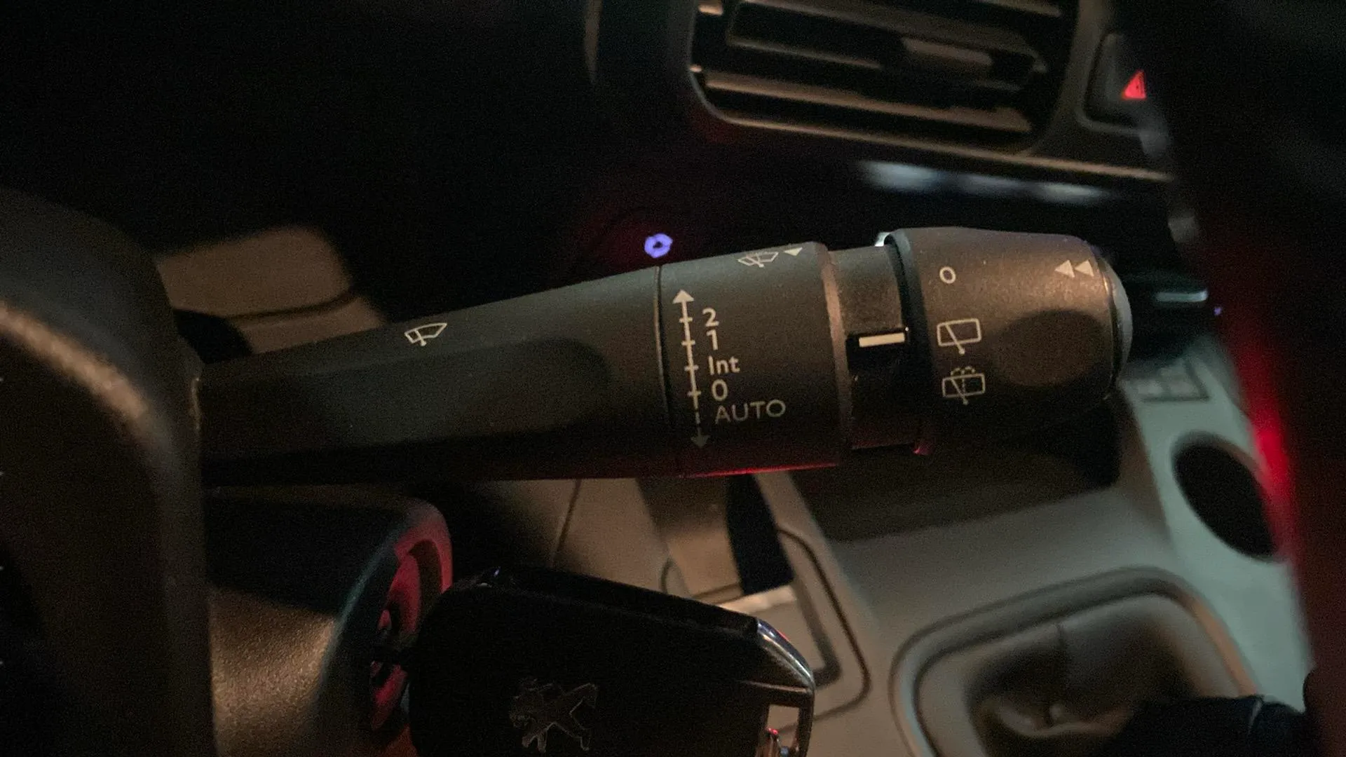 Peugeot Rifter Allure Long PureTech - foto 15