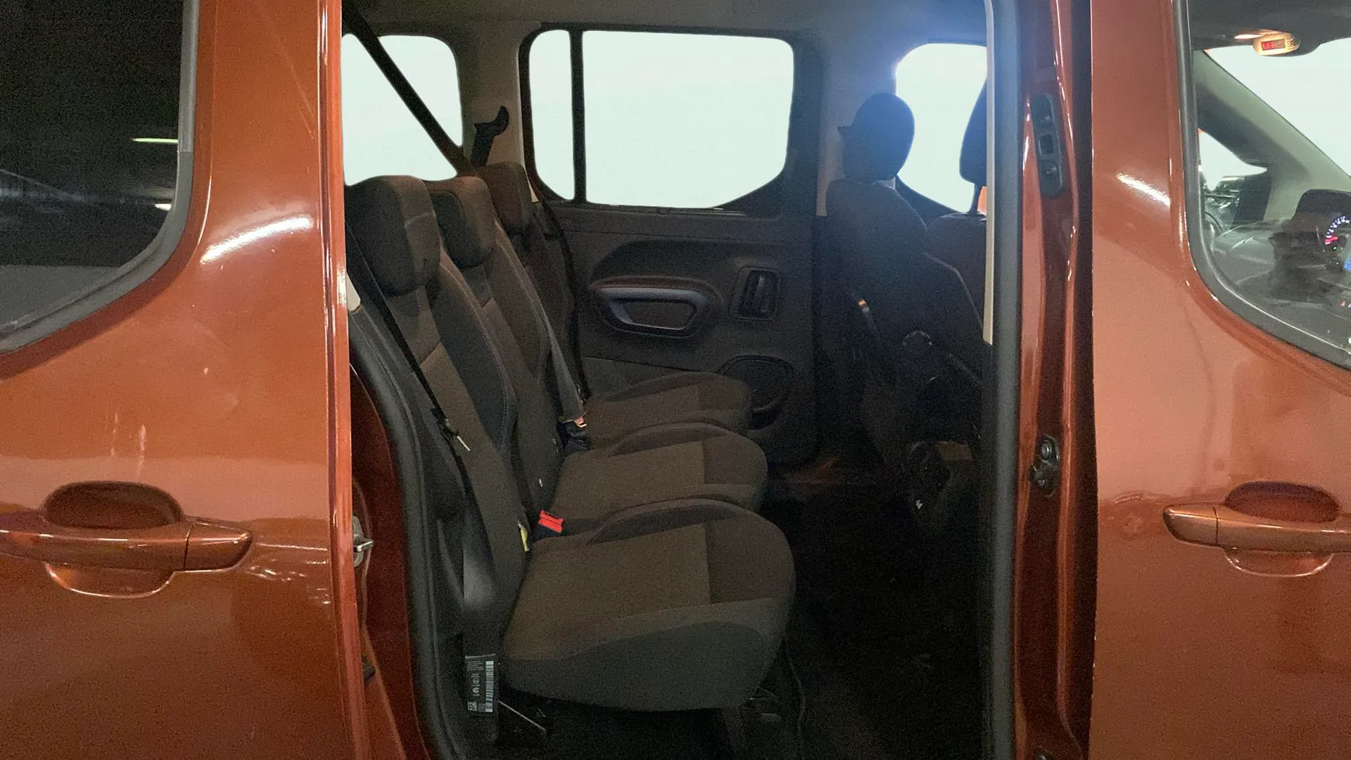 Peugeot Rifter Allure Long PureTech - foto 26