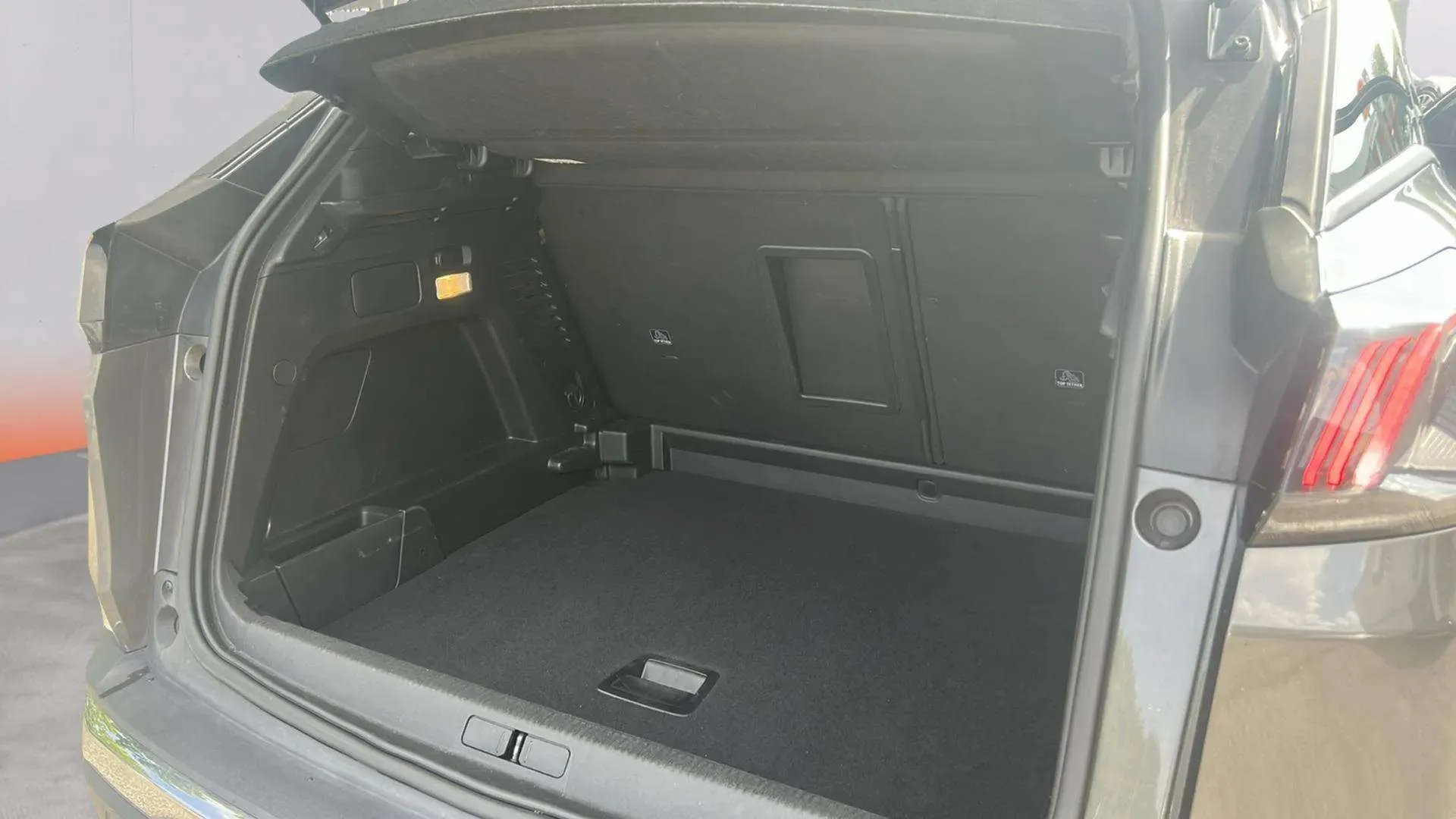 Peugeot 3008 1.2 PureTech Allure Pack - foto 27