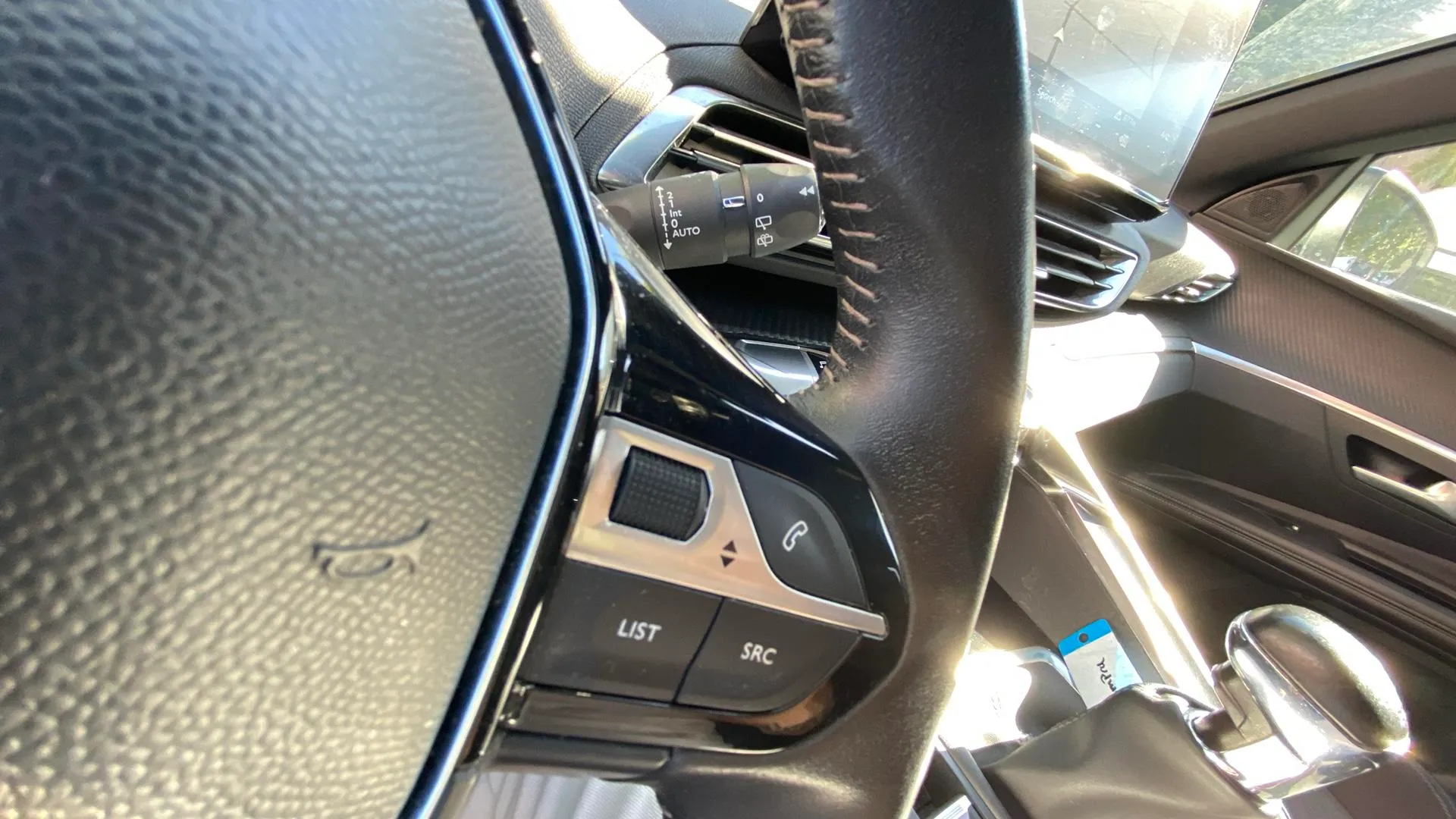 Peugeot 3008 1.2 PureTech Allure Pack - foto 21