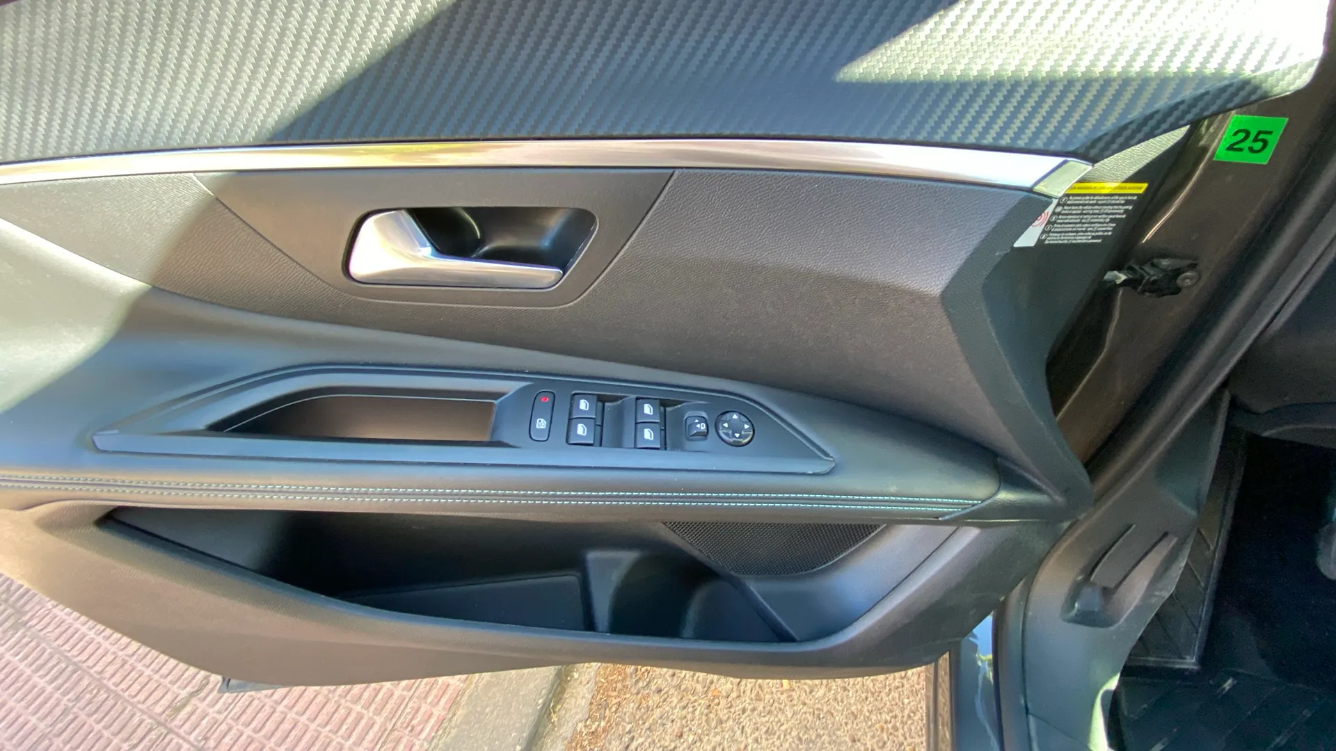 Peugeot 3008 1.2 PureTech Allure Pack - foto 18