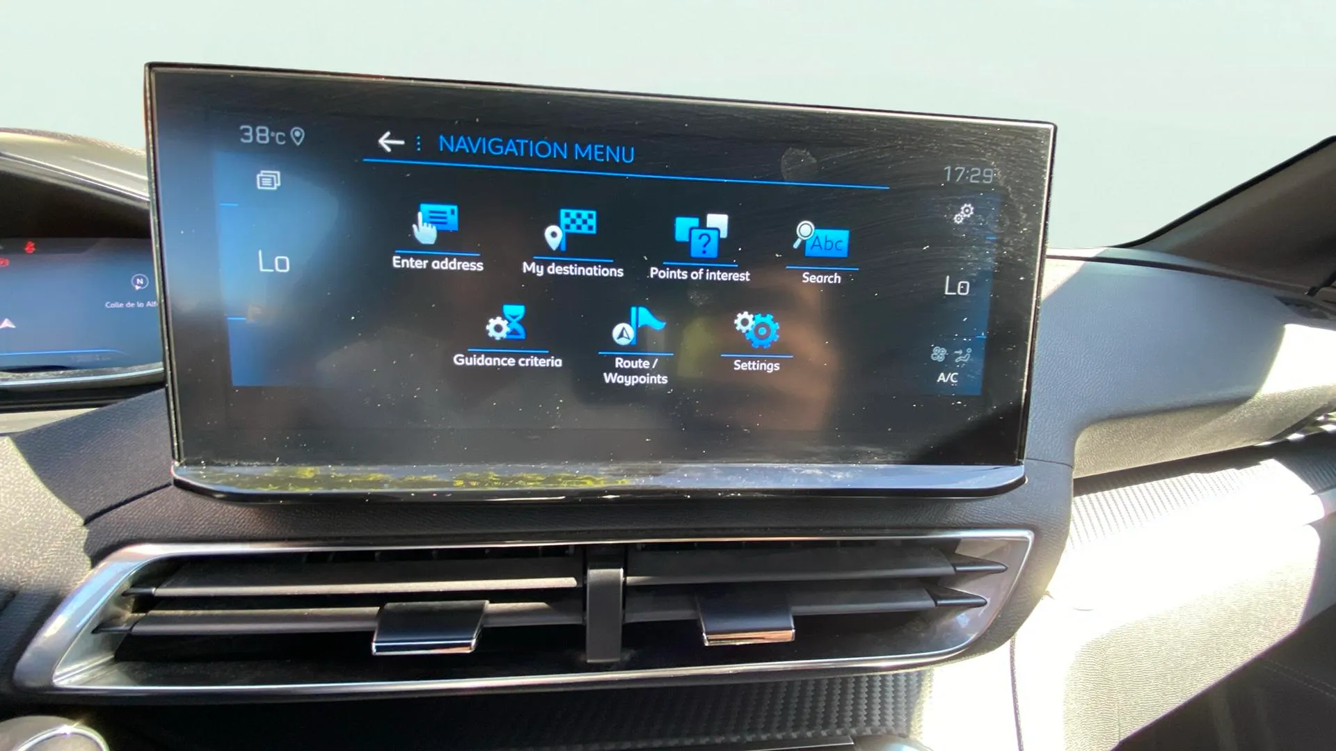 Peugeot 3008 1.2 PureTech Allure Pack - foto 22