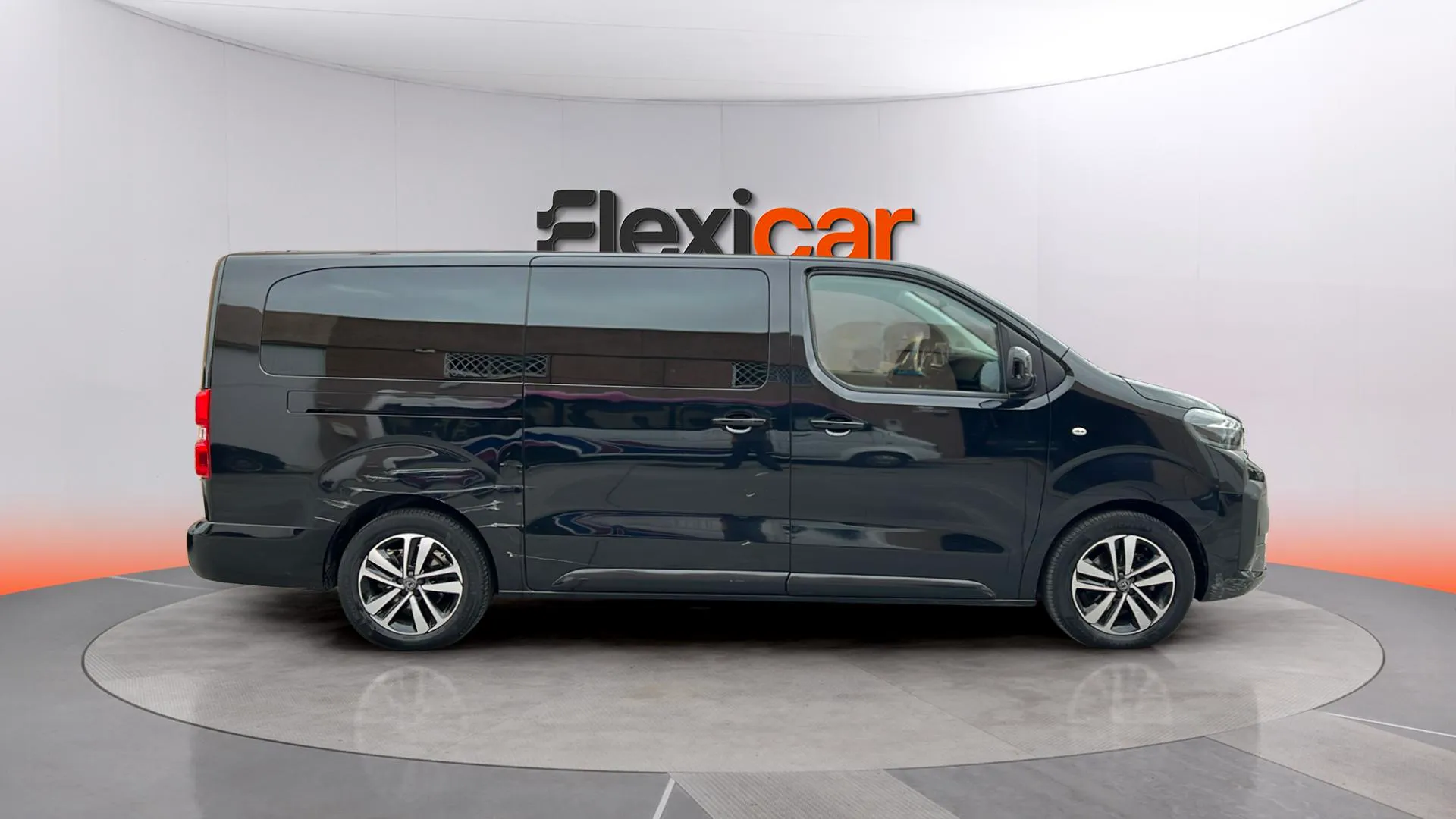 Peugeot Traveller Business Long BlueHDi 180 EAT8 - foto 4