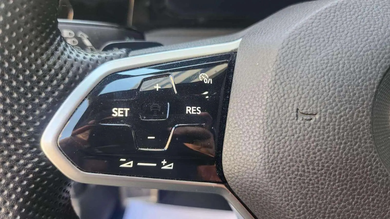 Volkswagen Golf GTE 1.4 TSI DSG - foto 11
