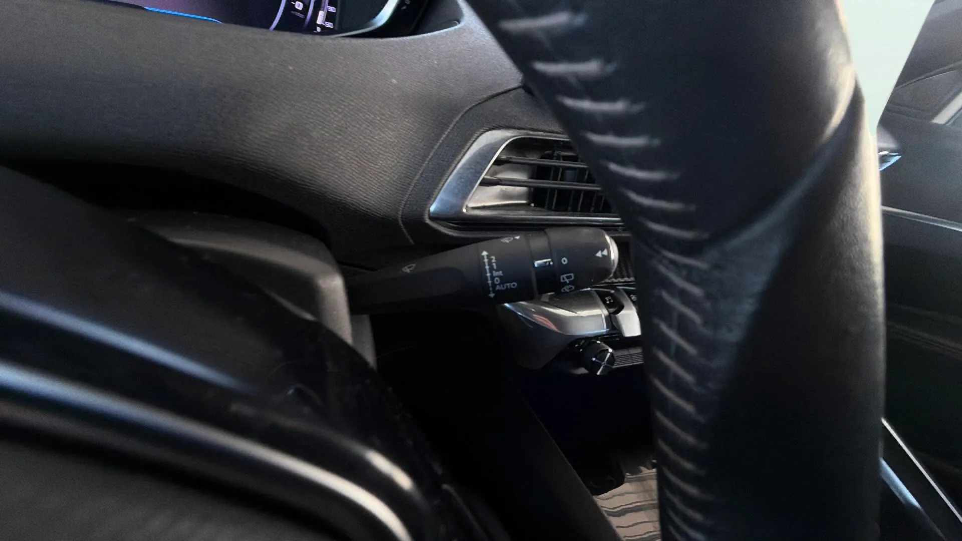 Peugeot 3008 1.2 PureTech Allure Pack - foto 16