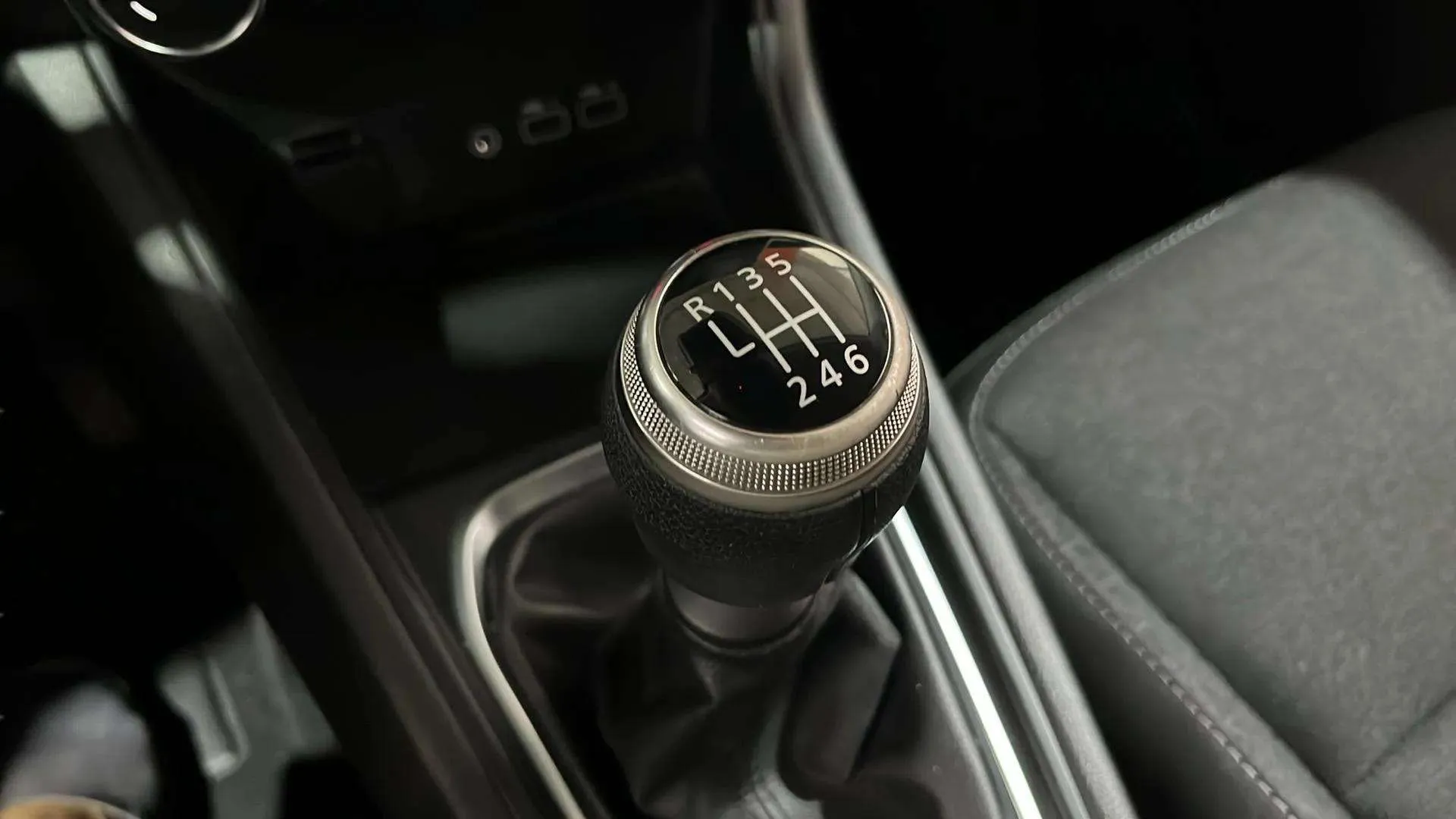 Mitsubishi ASX 100T Motion - foto 17