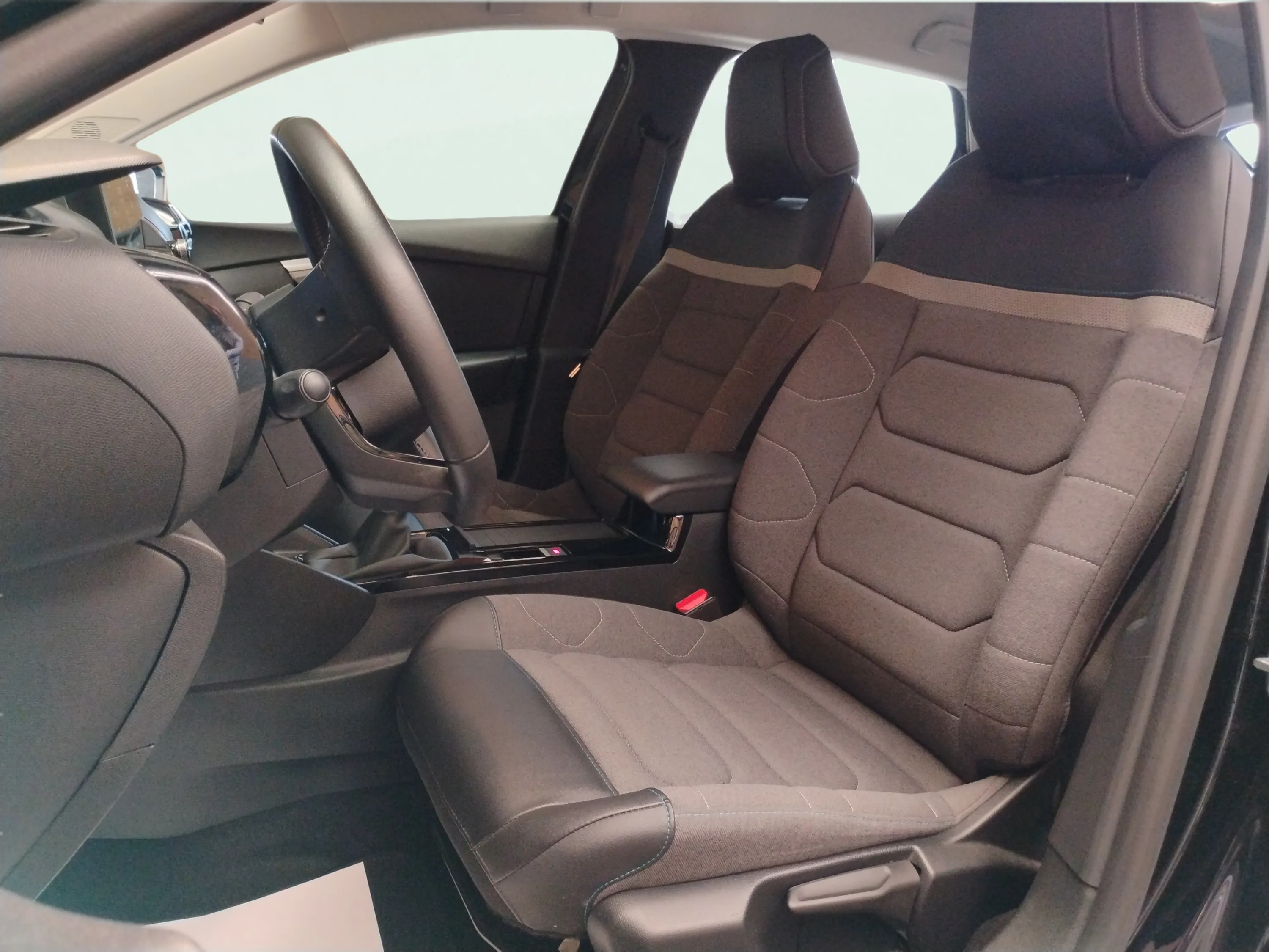 Citroën C4 PureTech 130 Plus - foto 13