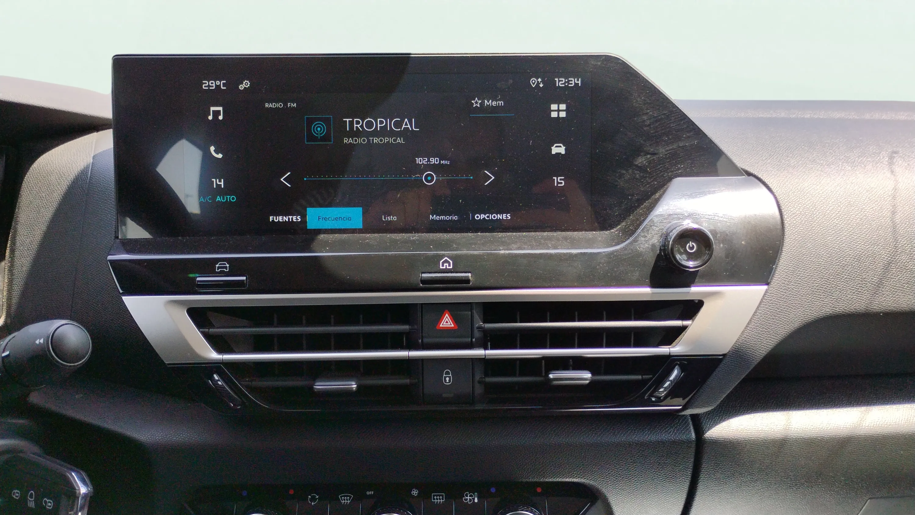 Citroën C4 PureTech 130 Plus - foto 10