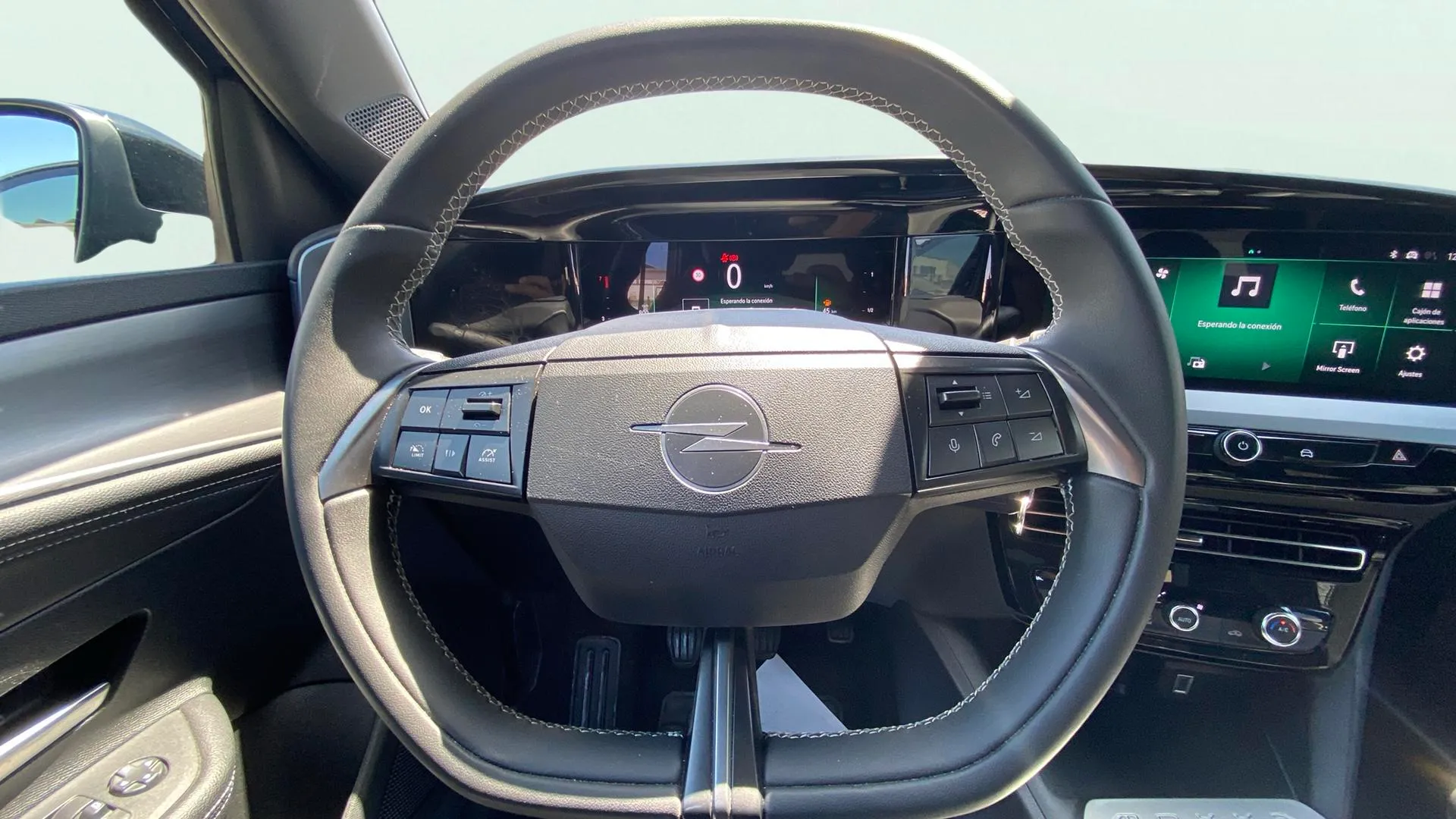 Opel Mokka 1.2 T Basic Edition - foto 11