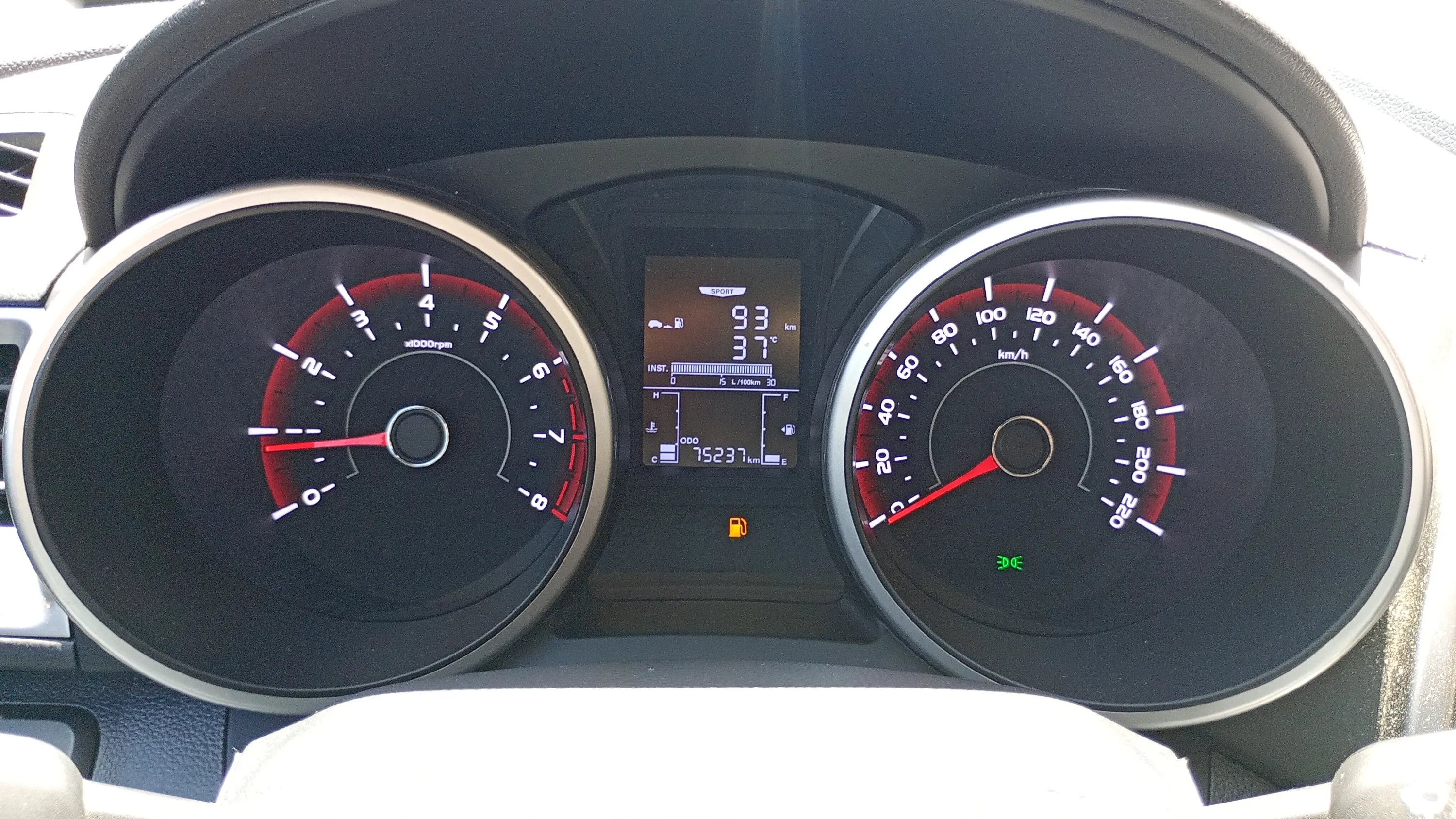 SsangYong Tivoli G12T Line GLP - foto 14
