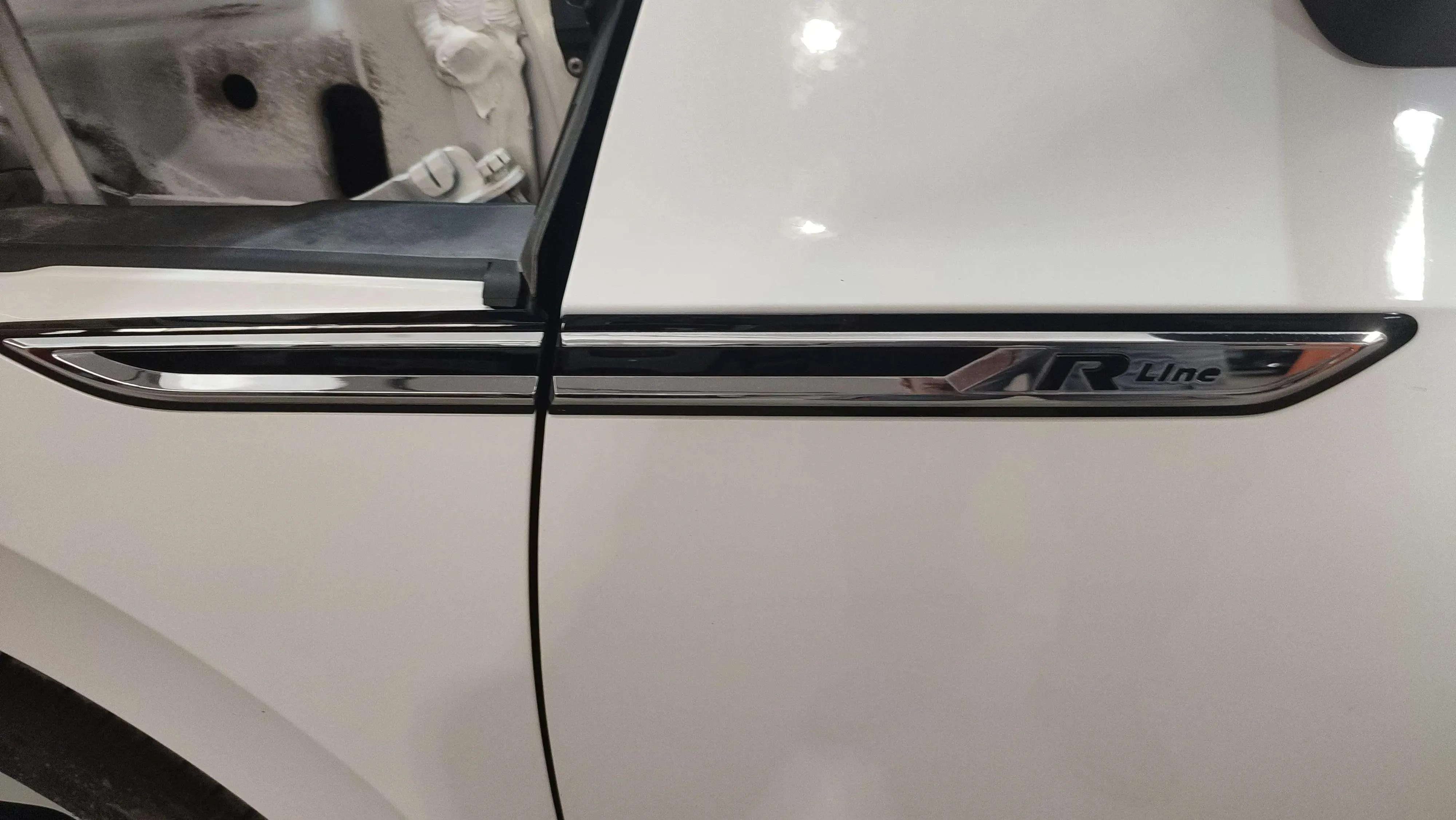 Volkswagen Arteon R-Line 2.0 TDI DSG - foto 15