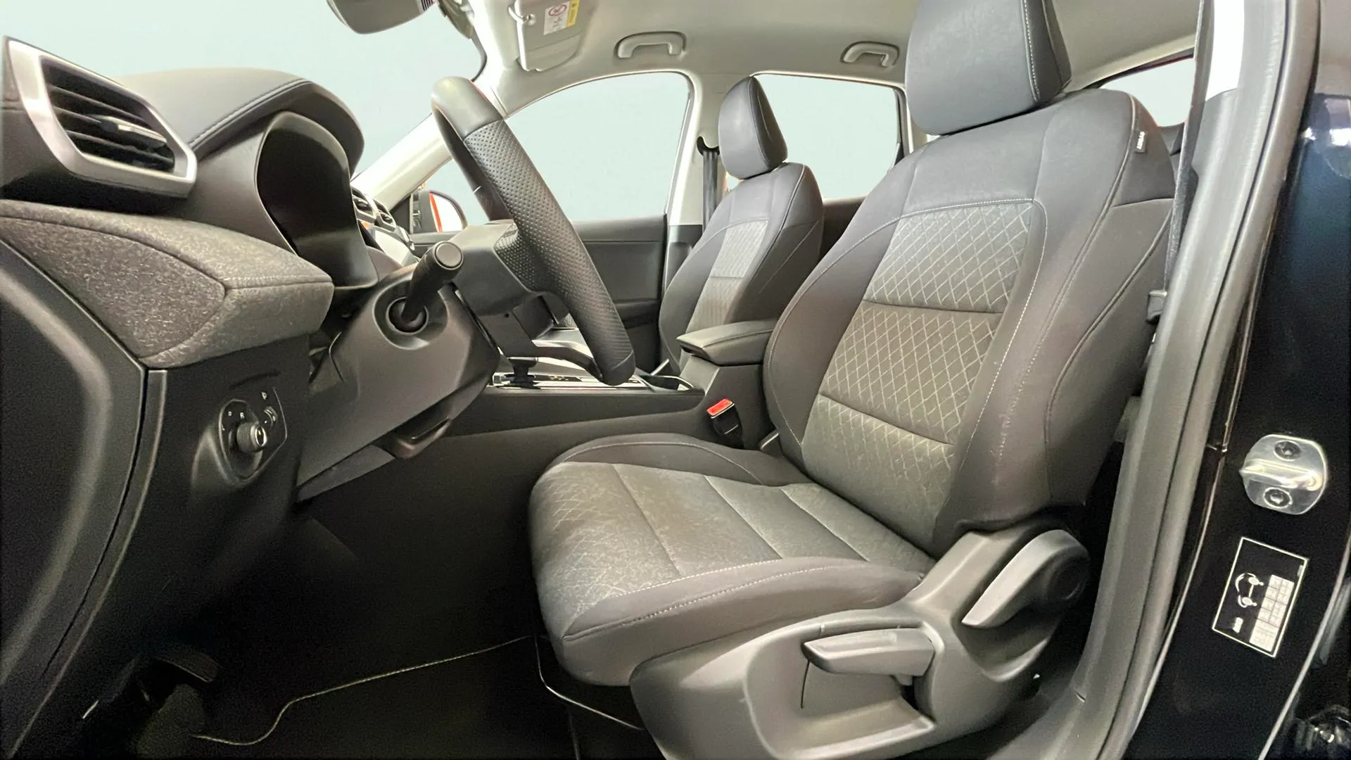 MG ZS Hybrid+ Comfort - foto 20