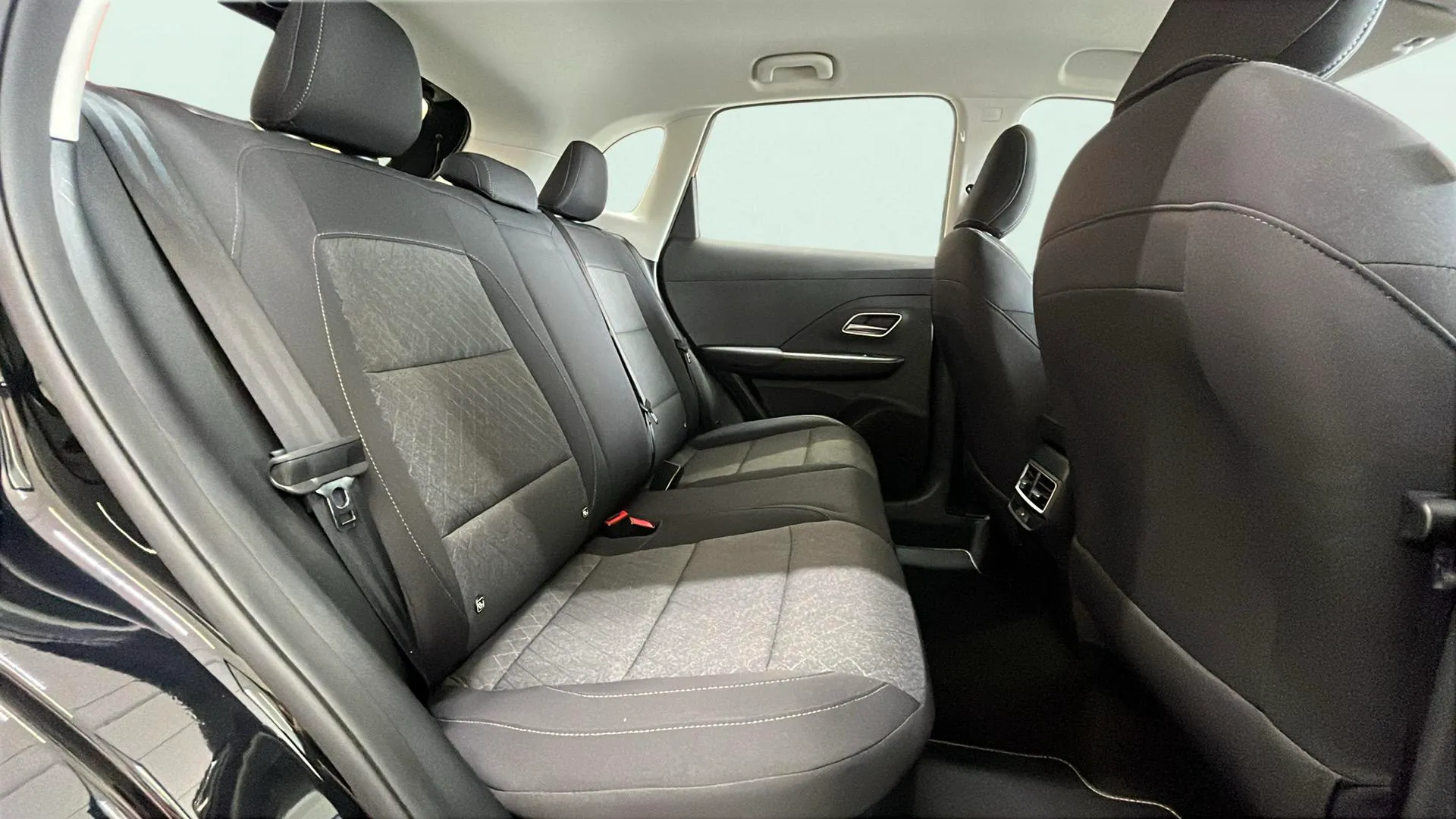 MG ZS Hybrid+ Comfort - foto 15