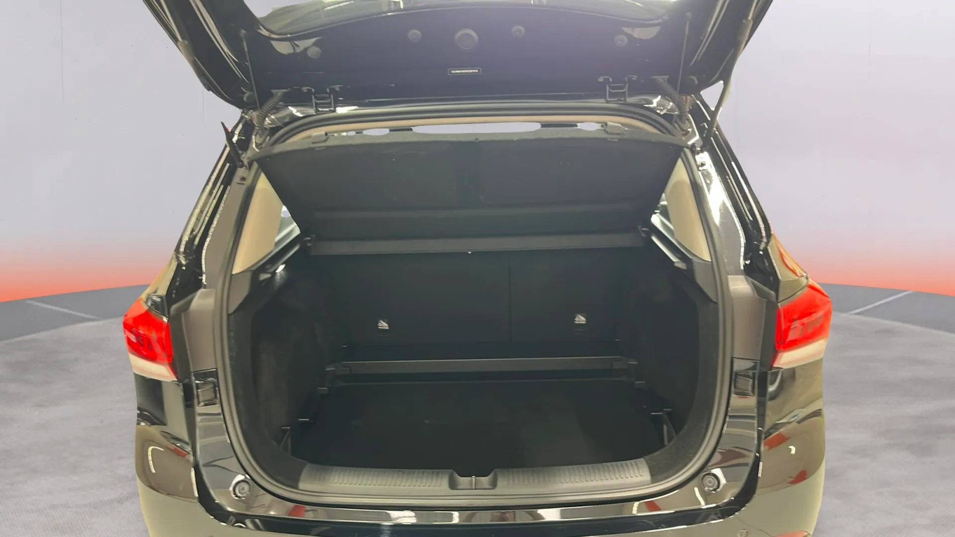 MG ZS Hybrid+ Comfort - foto 17
