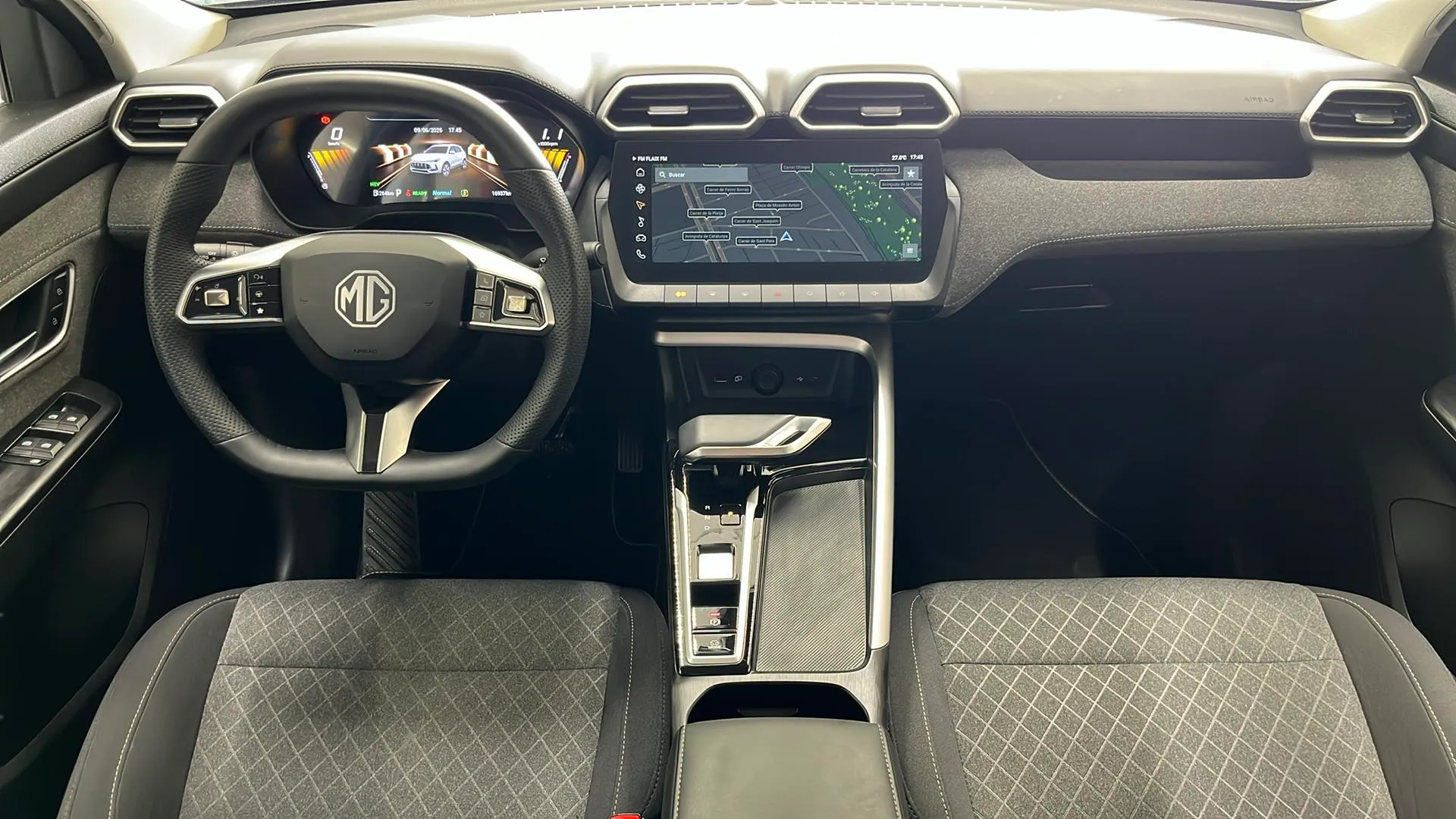 MG ZS Hybrid+ Comfort - foto 9