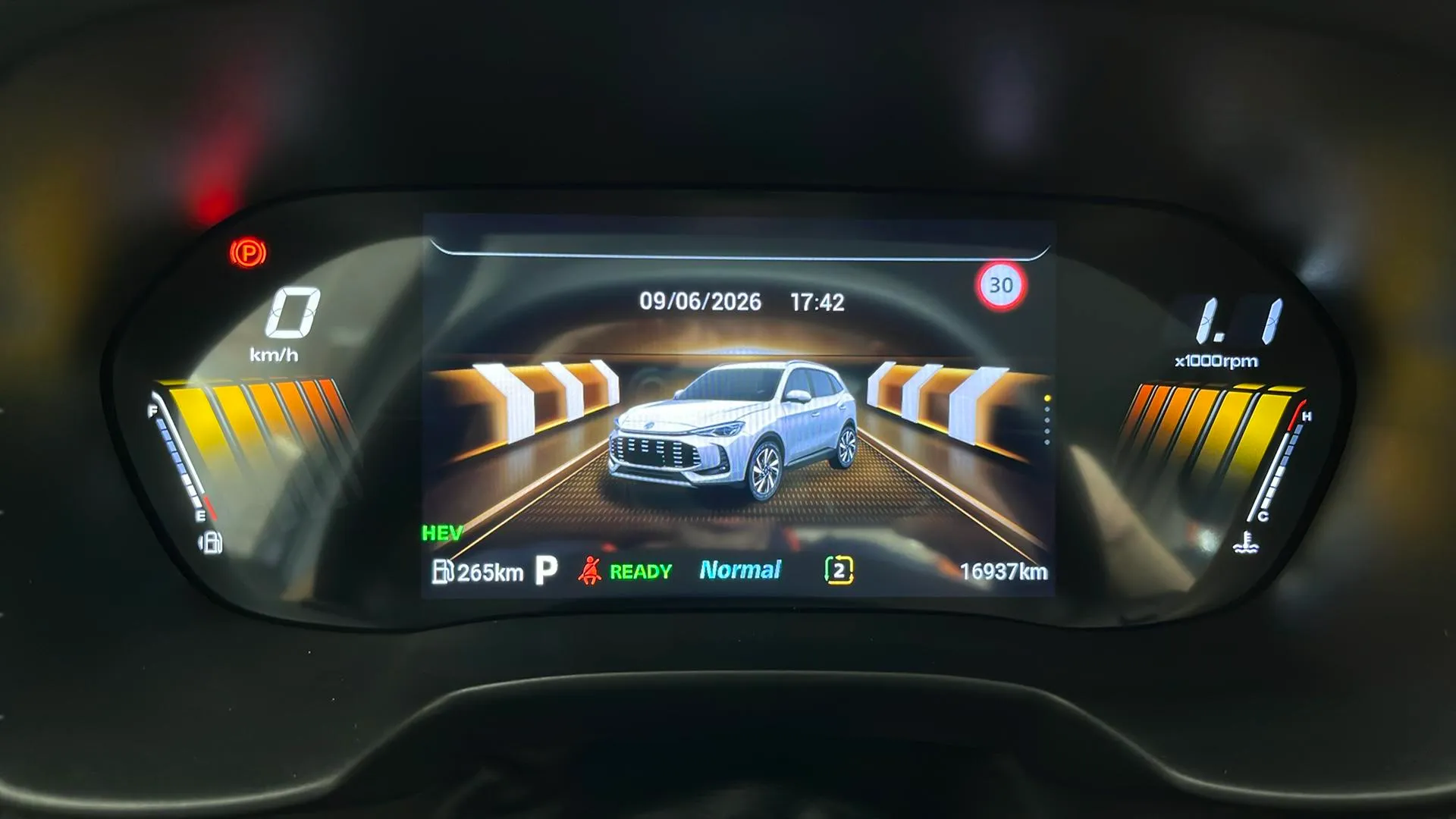 MG ZS Hybrid+ Comfort - foto 11