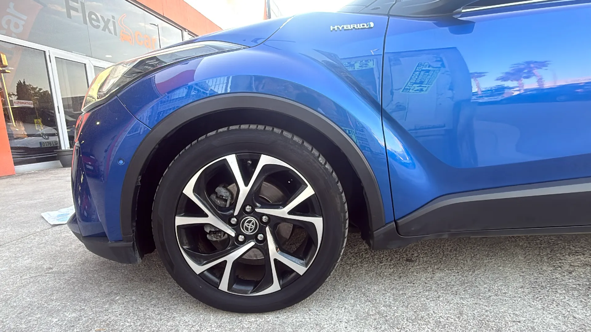 Toyota C-HR 2.0 180H Advance - foto 16