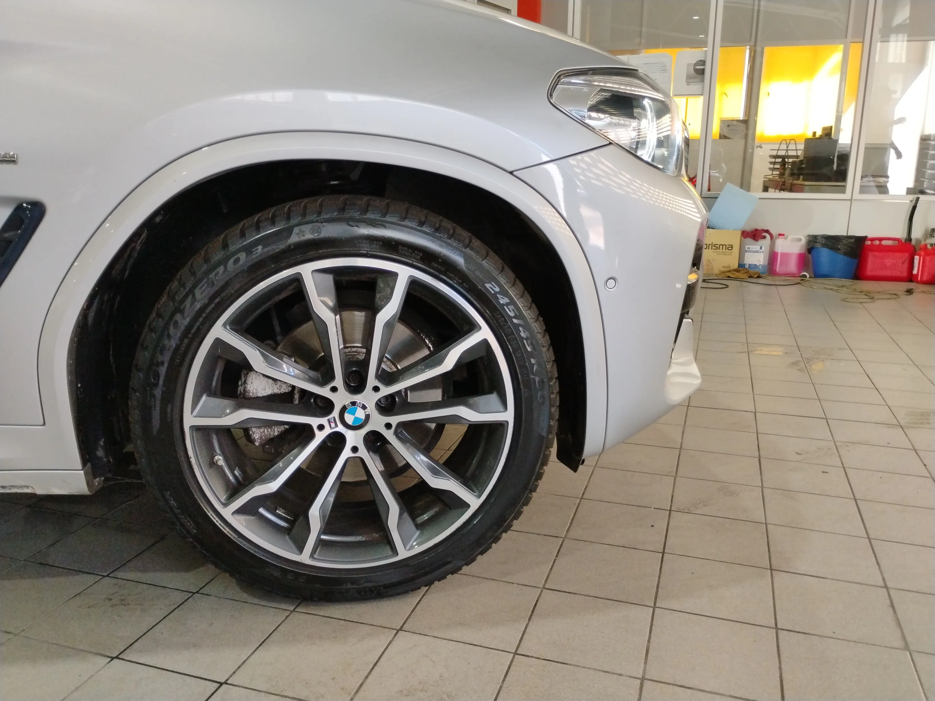 BMW X4 xDrive20d - foto 17