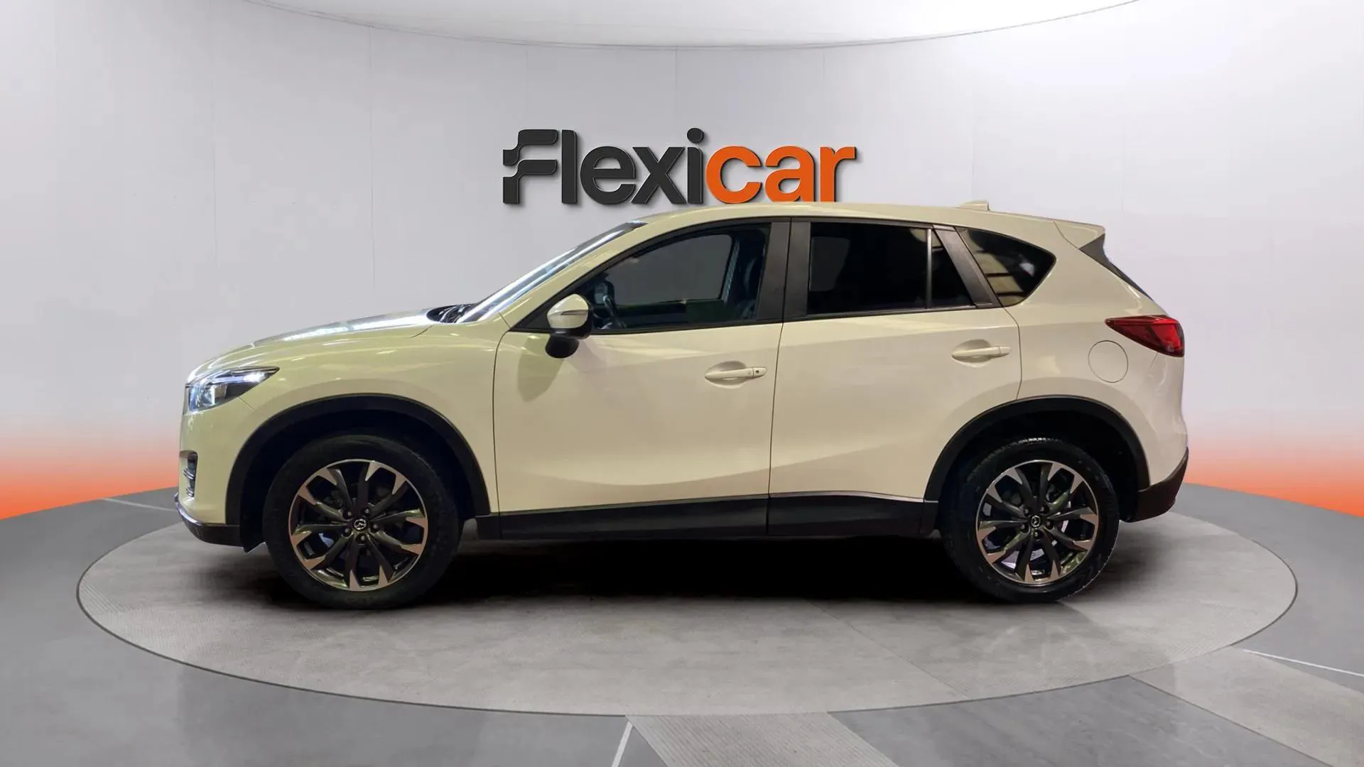 Mazda CX-5 2.2 DE 4WD Luxury - foto 3