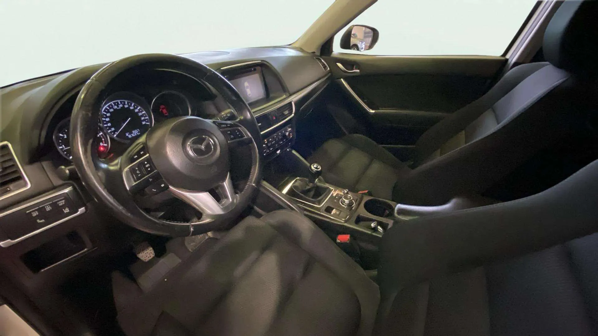 Mazda CX-5 2.2 DE 4WD Luxury - foto 14