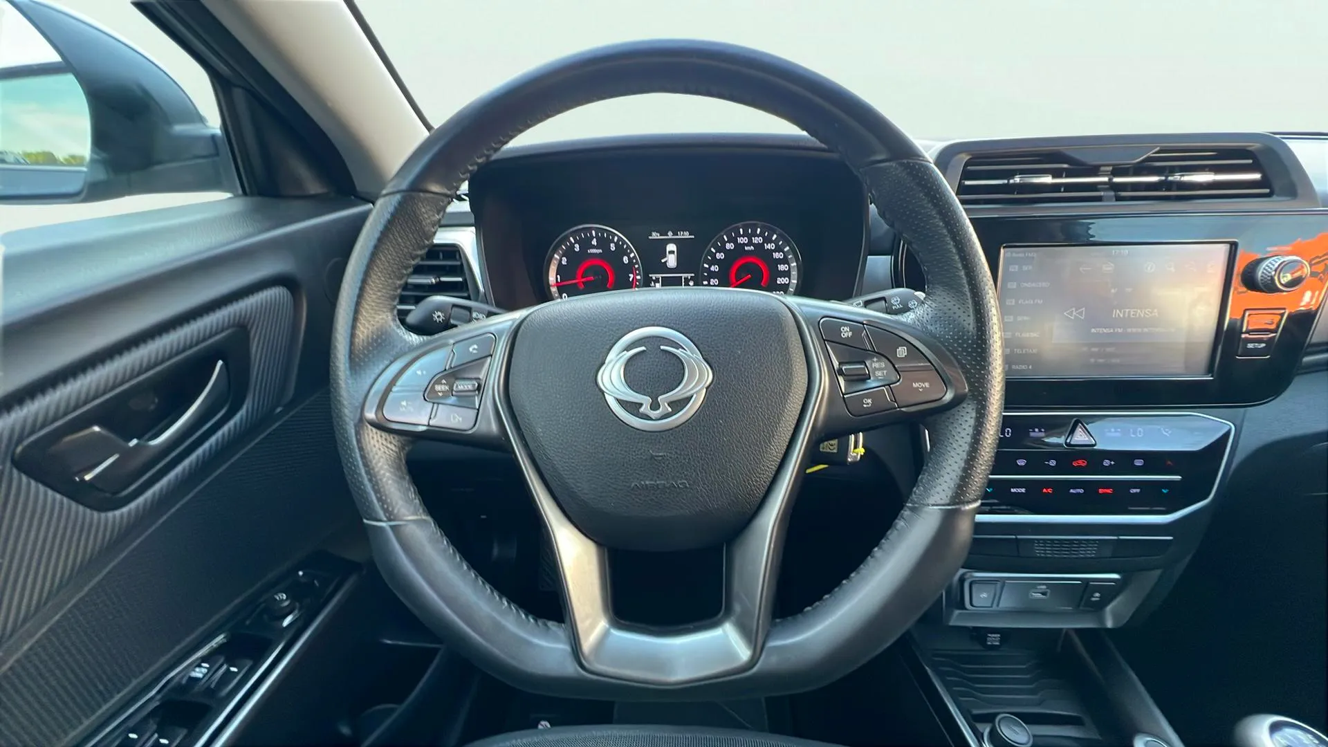 SsangYong Tivoli G15T Urban Plus - foto 9